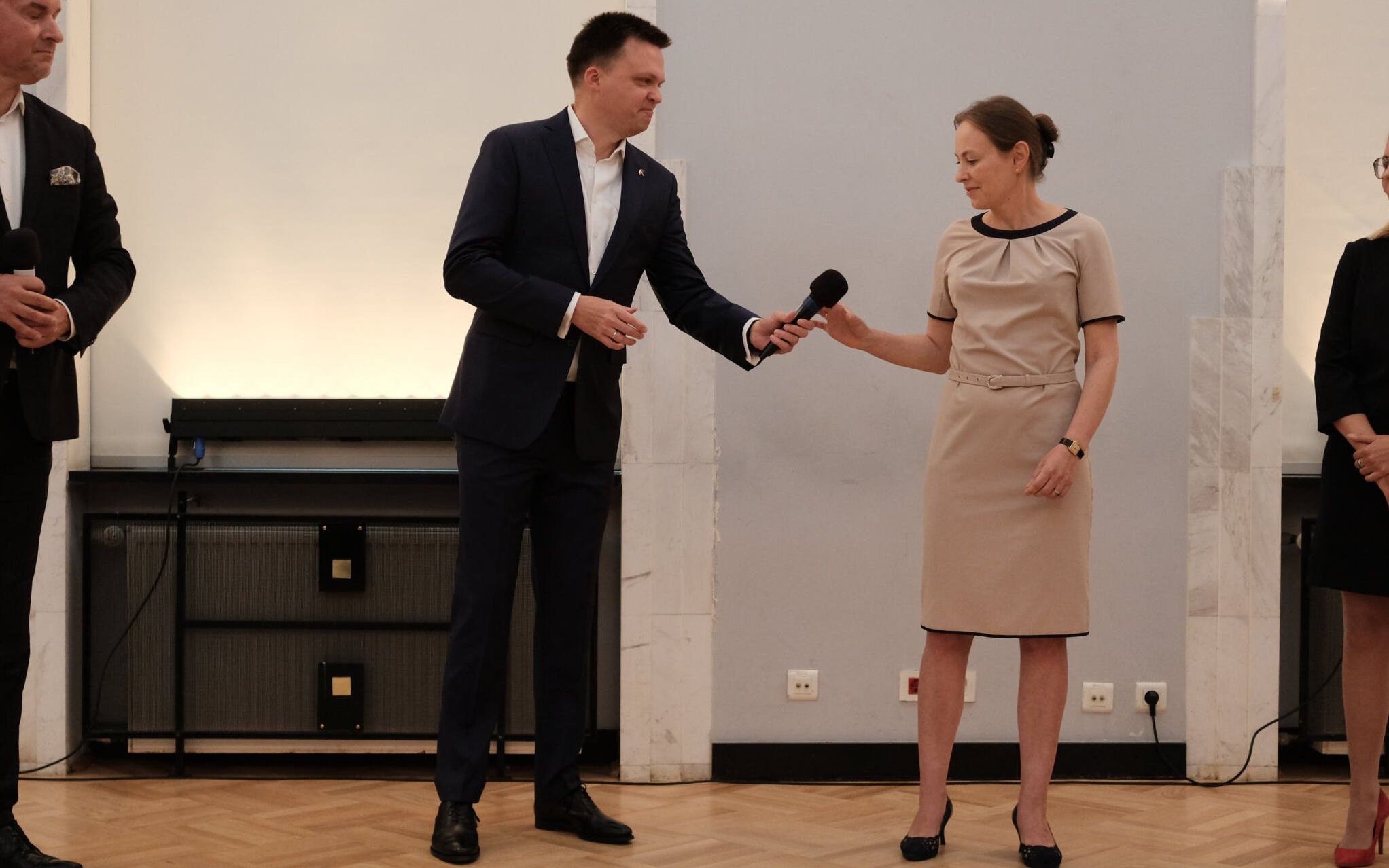 31.07.2020 Warszawa , ulica Fokasal . Centrum Medialne . Od lewej: Michal Kobosko , Szymon Holownia , Katarzyna Pelczynska - Nalecz , Agnieszka Buczynska podczas prezentacji programu nowego ruchu '' Polska 2050 ''.
Fot. Slawomir Kaminski / Agencja Gazeta