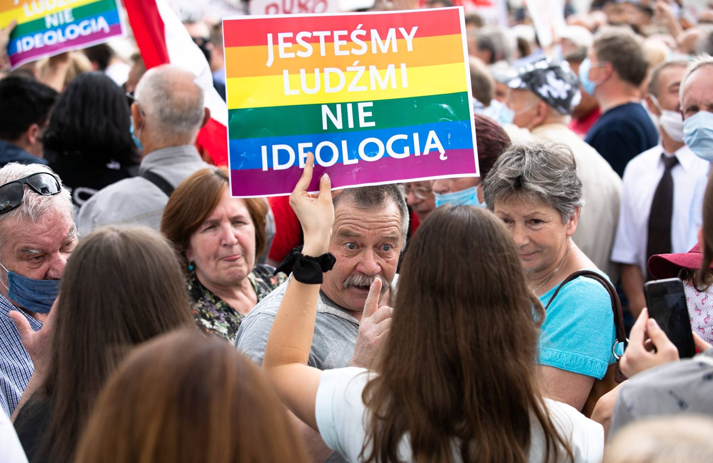 Duda islamiści i ideologia LGBT