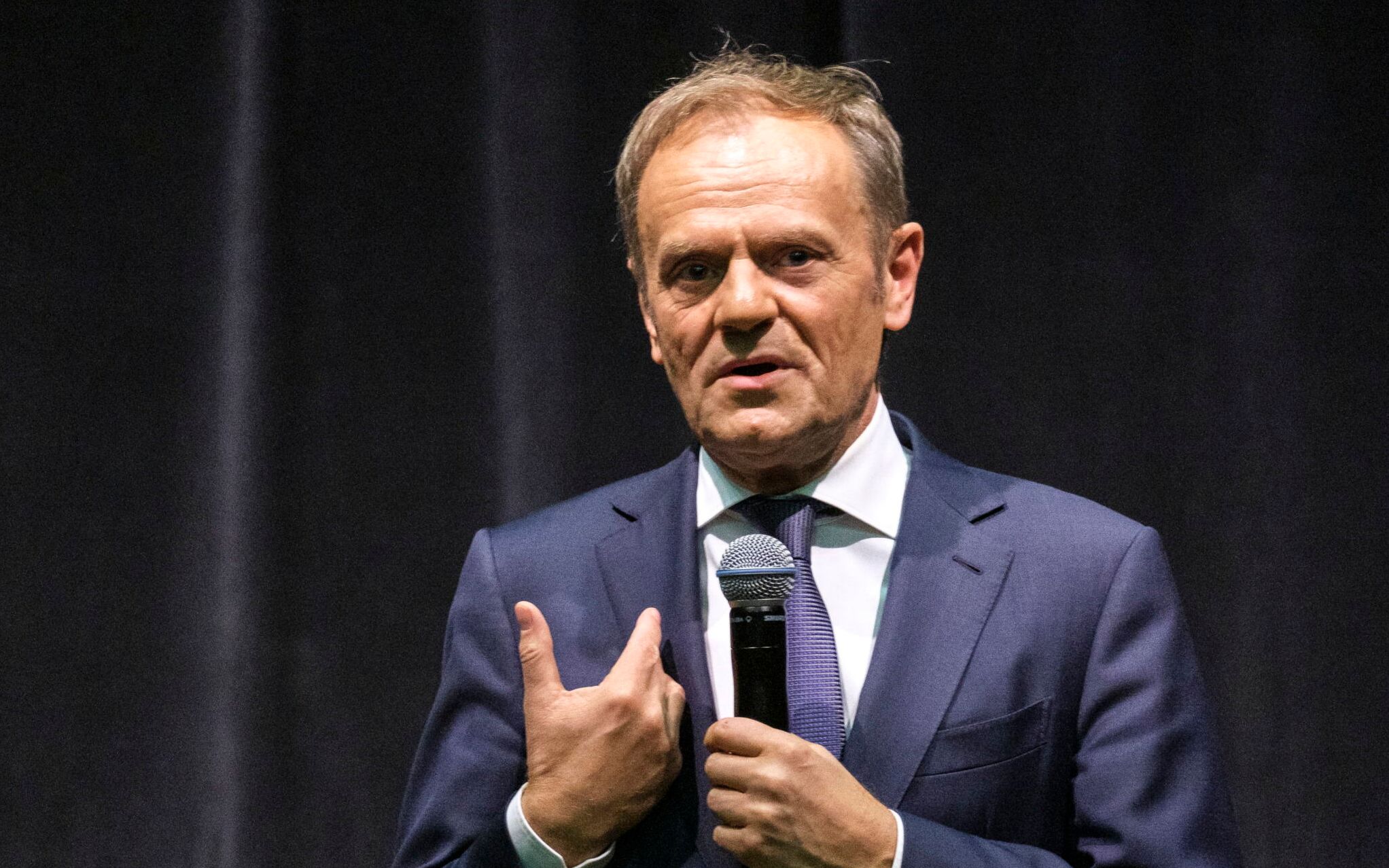 25.04.2022 Krosno . Przewodniczacy Platformy Obywatelskiej Donald Tusk podczas spotkania z mieszkancami Krosna .
Fot. Patryk Ogorzalek / Agencja Wyborcza.pl