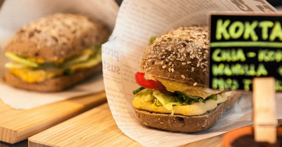 Jak zdrowo jeść i się nie umartwiać? [Drugi Rzut OKA]