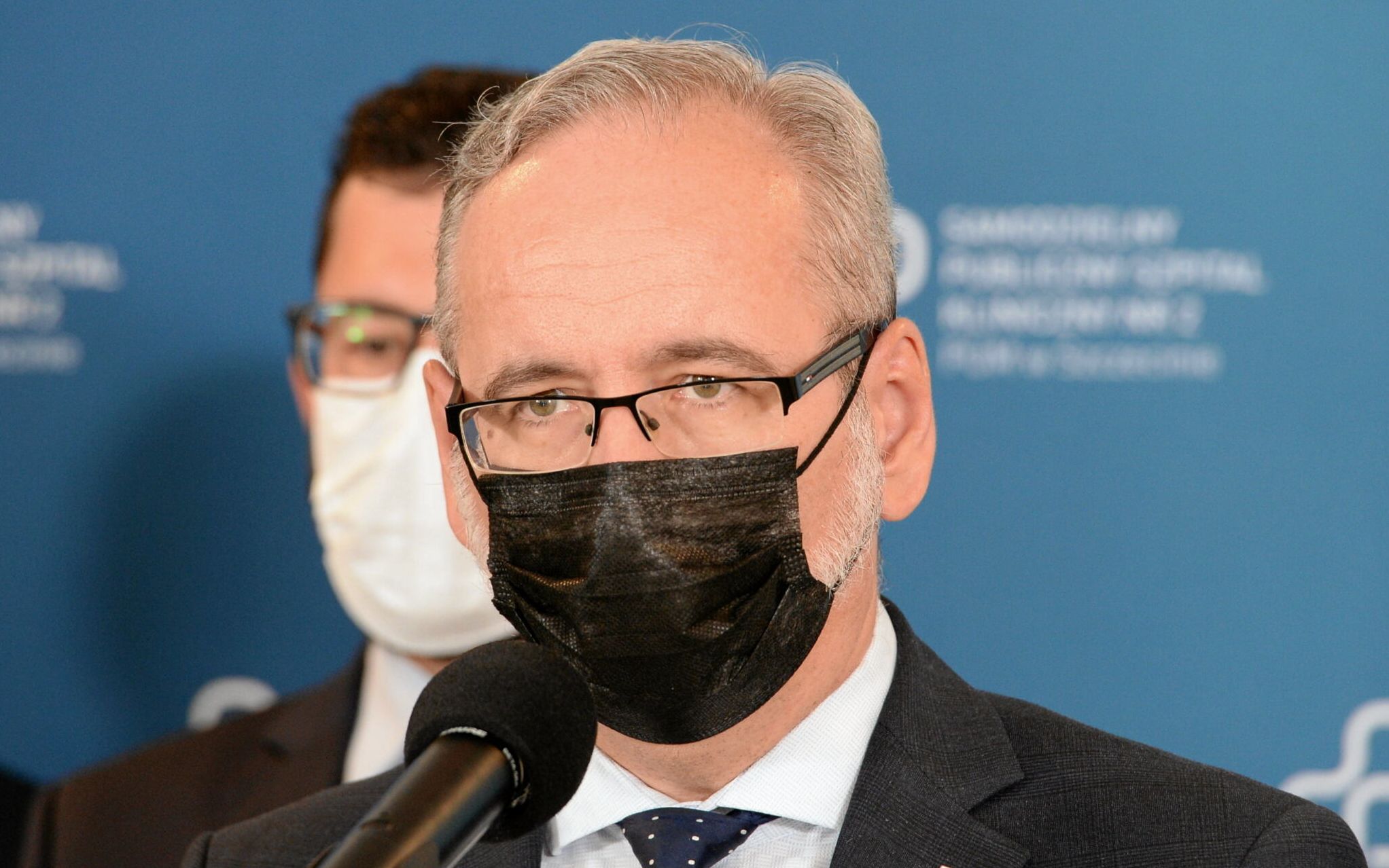 05.07.2021 Szczecin , Szpital Kliniczny Nr 2 PUM . Minister zdrowia Adam Niedzielski podczas konferencji prasowej na temat modernizacji polskich szpitali . 
Fot. Krzysztof Hadrian / Agencja Gazeta