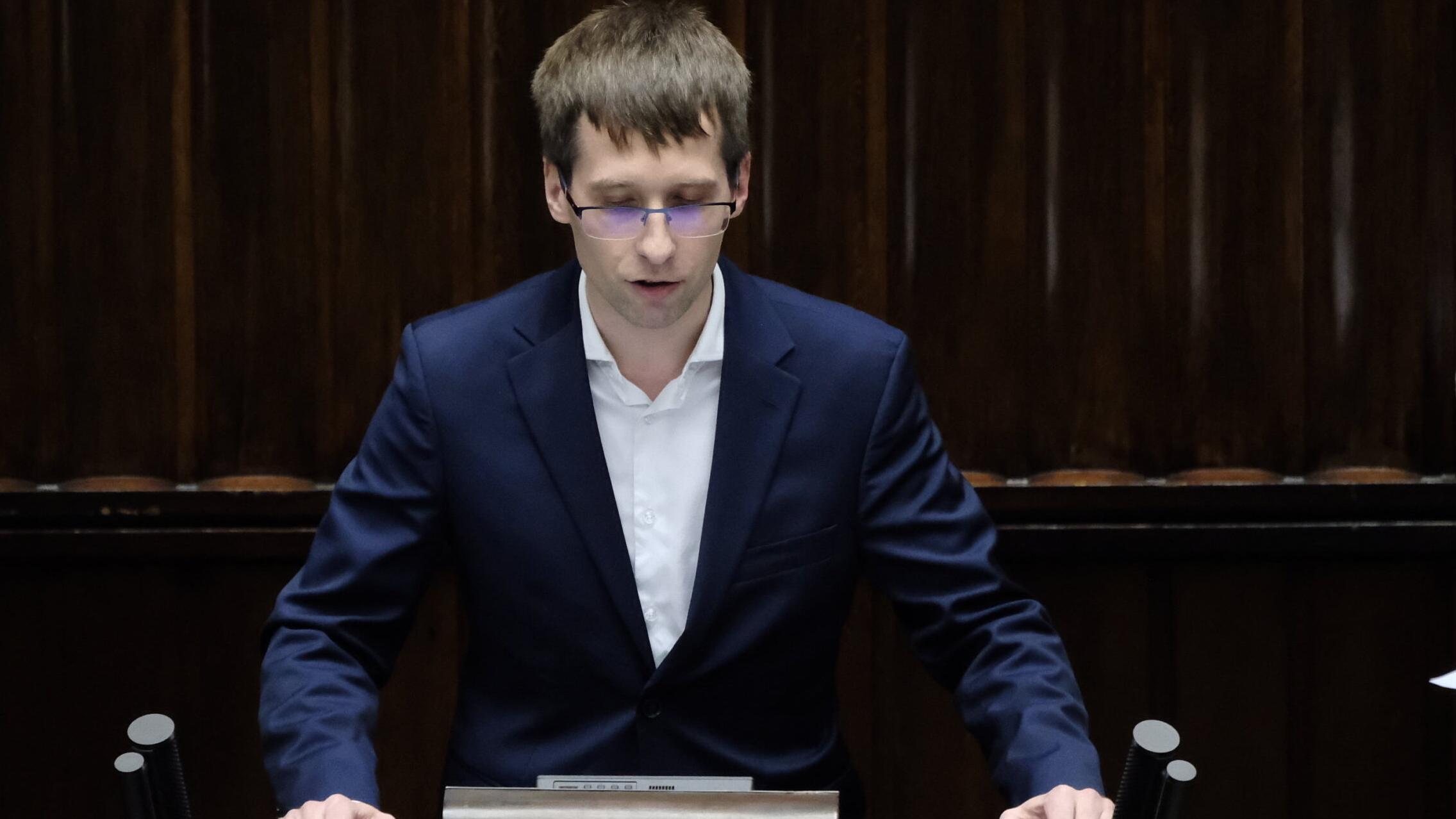 Krzysztof Kasprzak przedstawia w Sejmie homobiczny projekt #StopLGBT