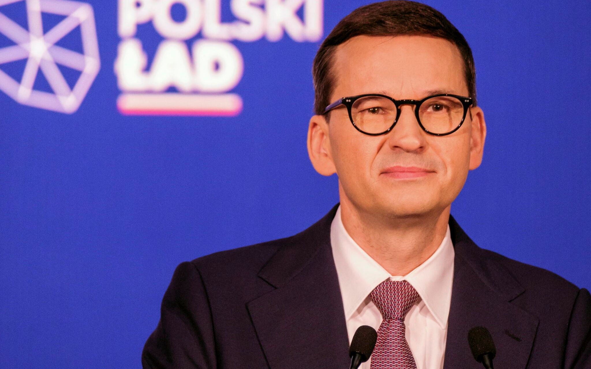 26.09.2021 Przeclaw . Dom Kultury . Wizyta premiera Mateusza Morawieckiego . Premier Mateusz Morawiecki podczas spotkania z mieszkancami Przeclawia i prezentacji zalozen programu Polski Lad .
Fot. Patryk Ogorzalek / Agencja Wyborcza.pl