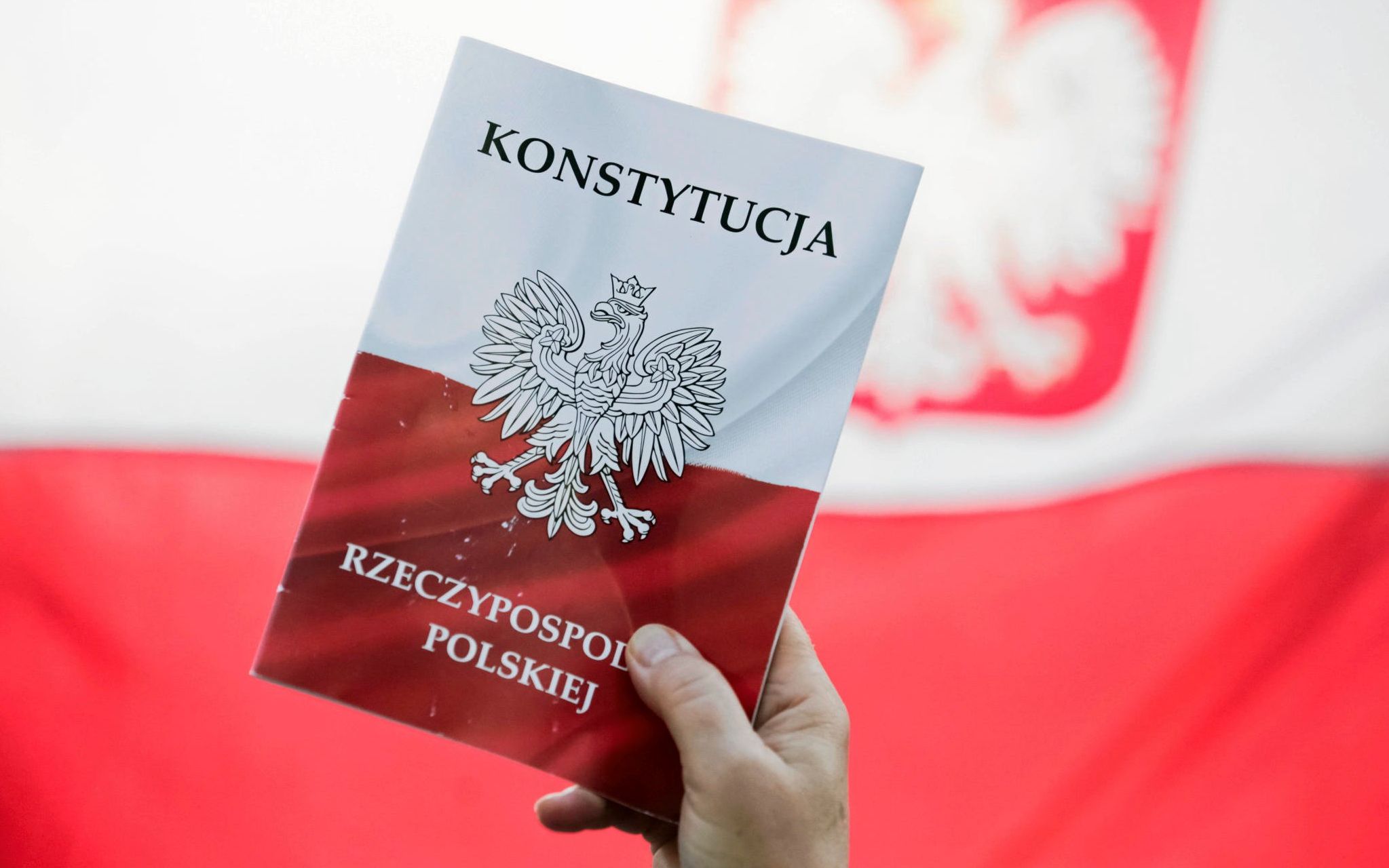 12.06.2018 Krakow , ul . Przy Rondzie , Sad Okregowy w Krakowie . Swiatelko dla Sadow . Protest srodowisk opozycyjnych .

Fot. Jakub Wlodek / Agencja Gazeta