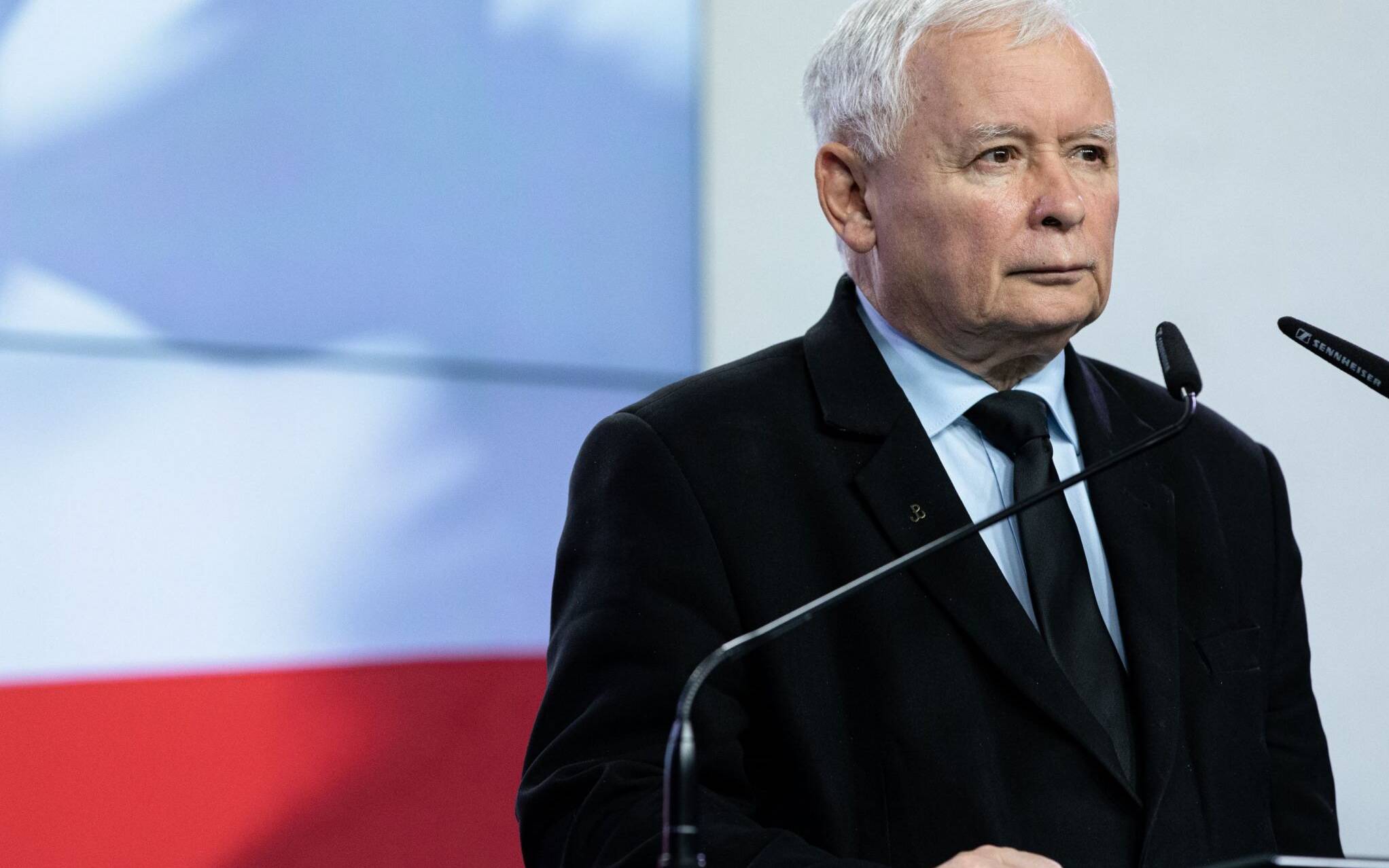 Grafika do artykułu Konferencja Ambasadorów RP: Kaczyński stosuje taktykę spalonej ziemi w stosunkach z UE i USA