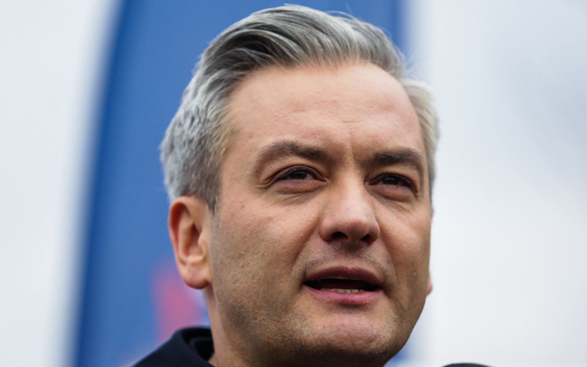 08.03.2020 Krakow , Al . 3 Maja . Robert Biedron , kandydat Lewicy na prezydenta , podczas konferencji prasowej przed XVI Krakowska Manifa .  Fot. Adrianna Bochenek / Agencja Gazeta