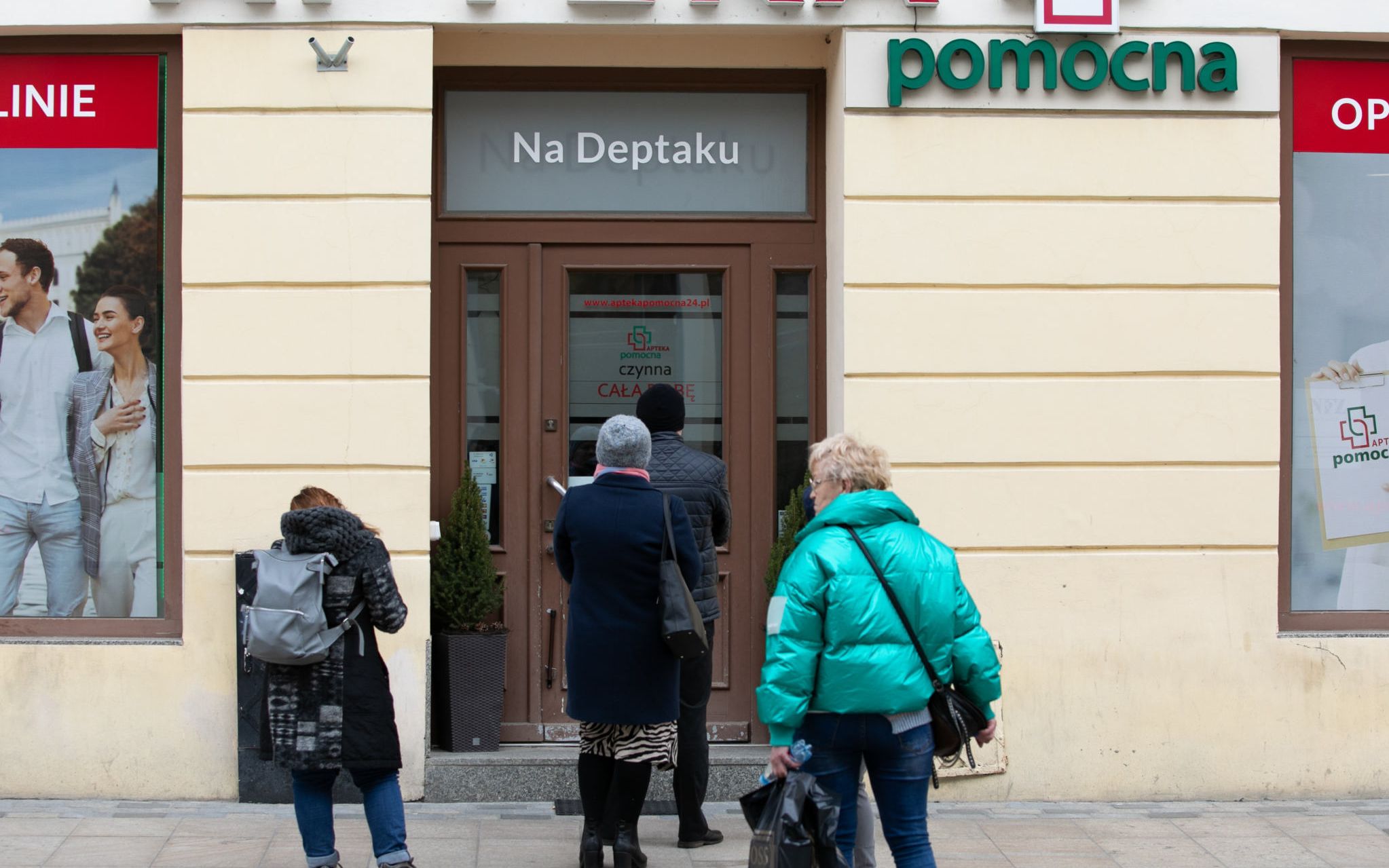 12.03.2020 Lublin . Wyludnione miasto po ogloszeniu kolejnych przypadkow zakazen koronawirusem i zamknieciu szkol , uczelni wyzszych i instytucji pozytku publicznego . 
Fot. Jakub Orzechowski / Agencja Gazeta