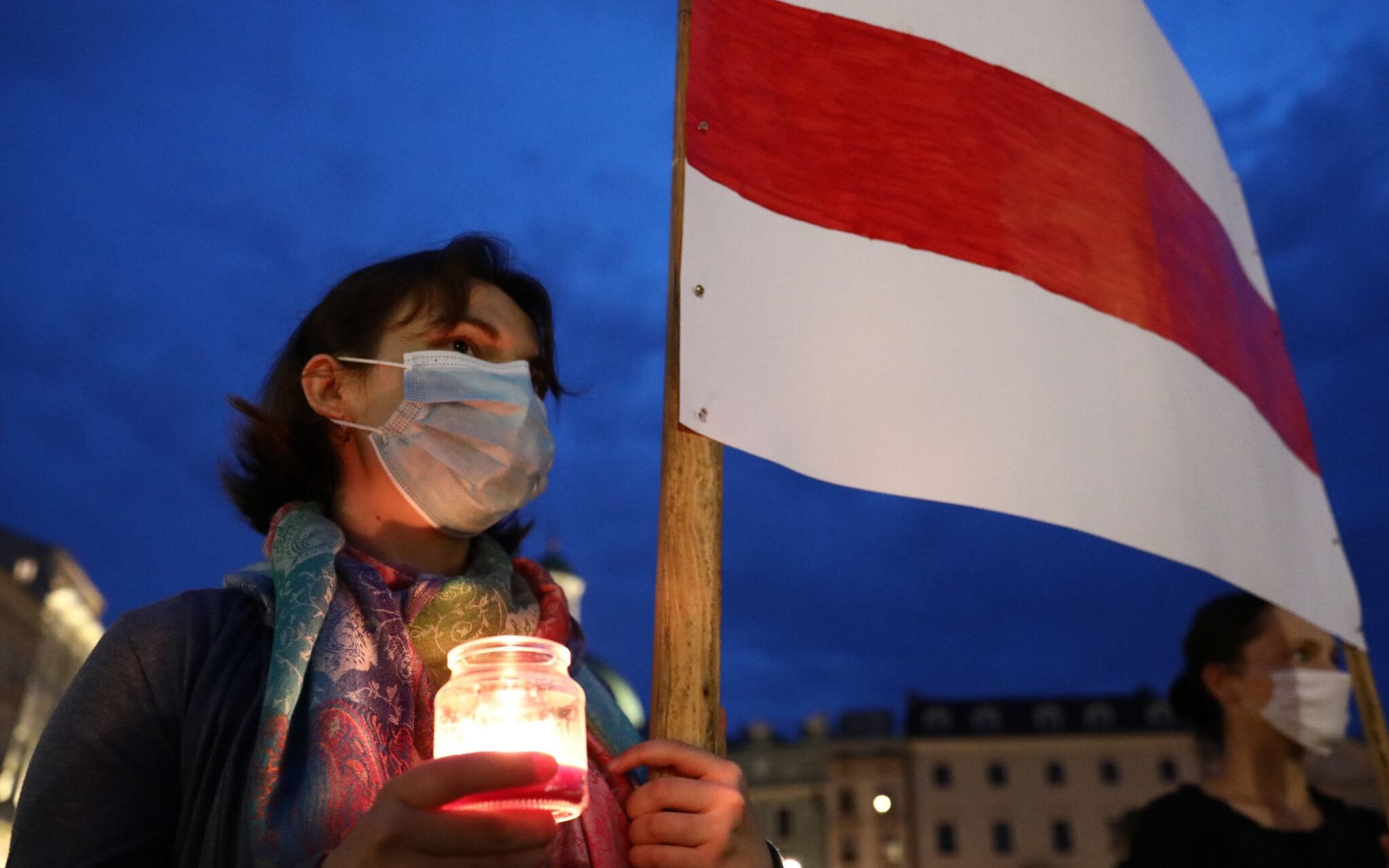 18.08.2020 Krakow , Rynek Glowny . Manifestacja solidarnosci z Bialorusia . 
Fot. Jakub Porzycki / Agencja Gazeta