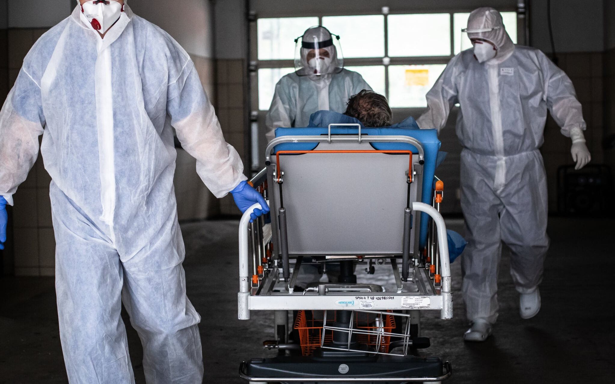 09.06.2020 Lublin , Samodzielny Publiczny Szpital Kliniczny Nr 4 . Praca medykow ze Szpitalnego Odzialu Ratunkowego podczas pandemii koronawirusa .
Fot. Jakub Orzechowski / Agencja Gazeta