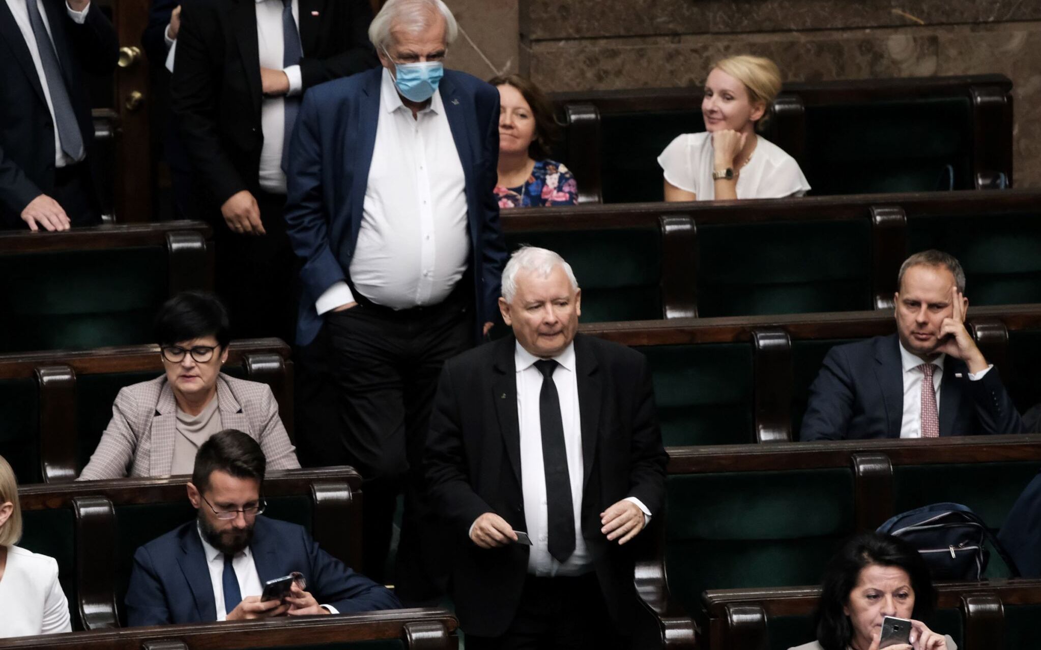 Grafika do artykułu PiS stawia ultimatum Ziobrze i Gowinowi. Wyjaśniamy, o co chodzi w konflikcie i kiedy mogą być wybory