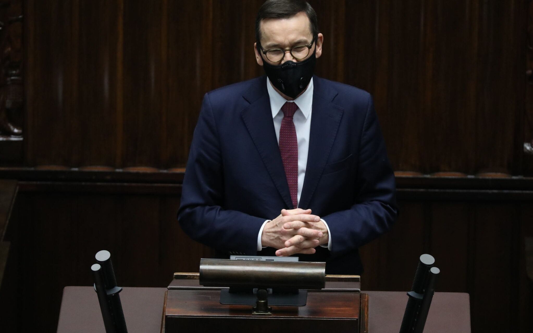 18.11.2020 Warszawa , ulica Wiejska . Sejm . 21 . posiedzenie Sejmu X kadencji . 21 . posiedzenie Sejmu X kadencji . Premier Mateusz Morawiecki podczas wystapienia na temat negocjacji w sprawie praworzadnosci i budzetu Unii Europejskiej .
Fot. Slawomir Kaminski / Agencja Gazeta