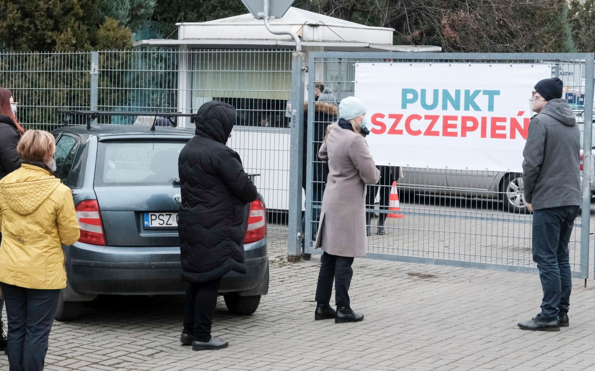 11.01.2021 Poznan . Punkt szczepien , pierwszy dzien szczepien przeciwko Covid-19 personelu medycznego i niemedycznego priorytetowej grupy  zero  na terenie MTP
Fot. Piotr Skornicki / Agencja Gazeta