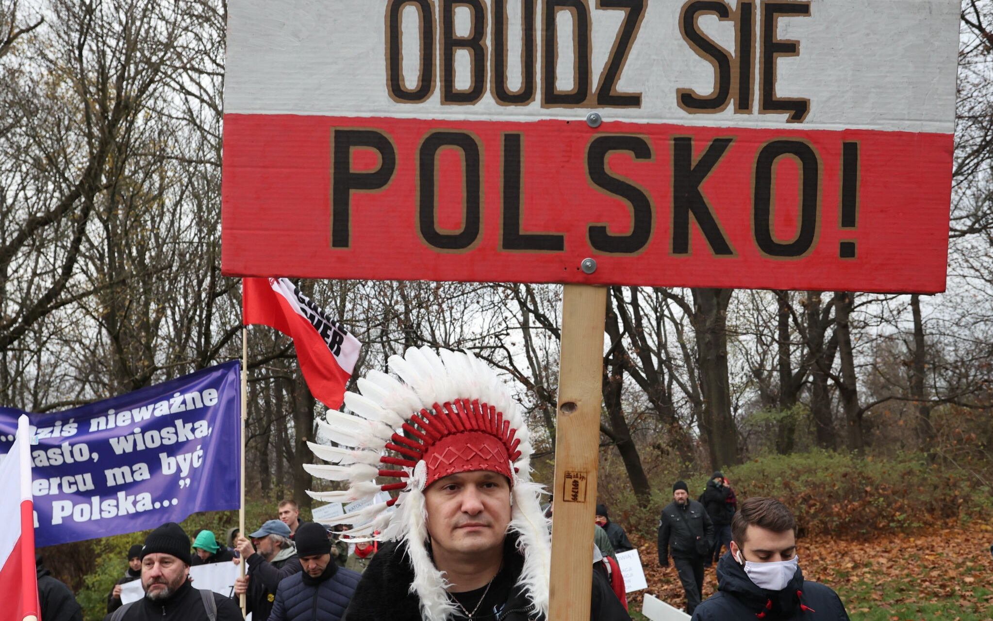 21.11.2020  Warszawa . Protest , marsz antyszczepionkowcow ,, Wypuscic Polakow z kwarantanny .
Fot . Kuba Atys / Agencja Gazeta