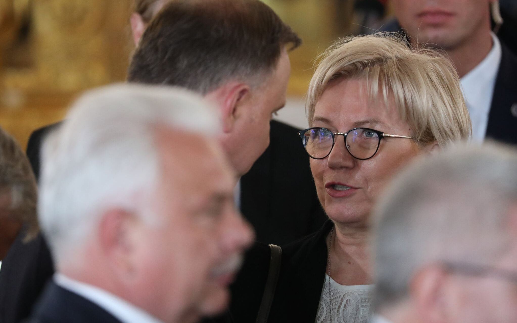 21.07.2020 Warszawa . Zamek Krolewski . Prezydent RP Andrzej Duda (C), prezes Trybunalu Konstytucyjnego Julia Przylebska (P) podczas uroczystosci wreczenia prezydentowi RP uchwaly Panstwowej Komisji Wwyborczej w sprawie stwierdzenia wyniku wyborow prezydenta RP .
Fot. Slawomir Kaminski / Agencja Gazeta