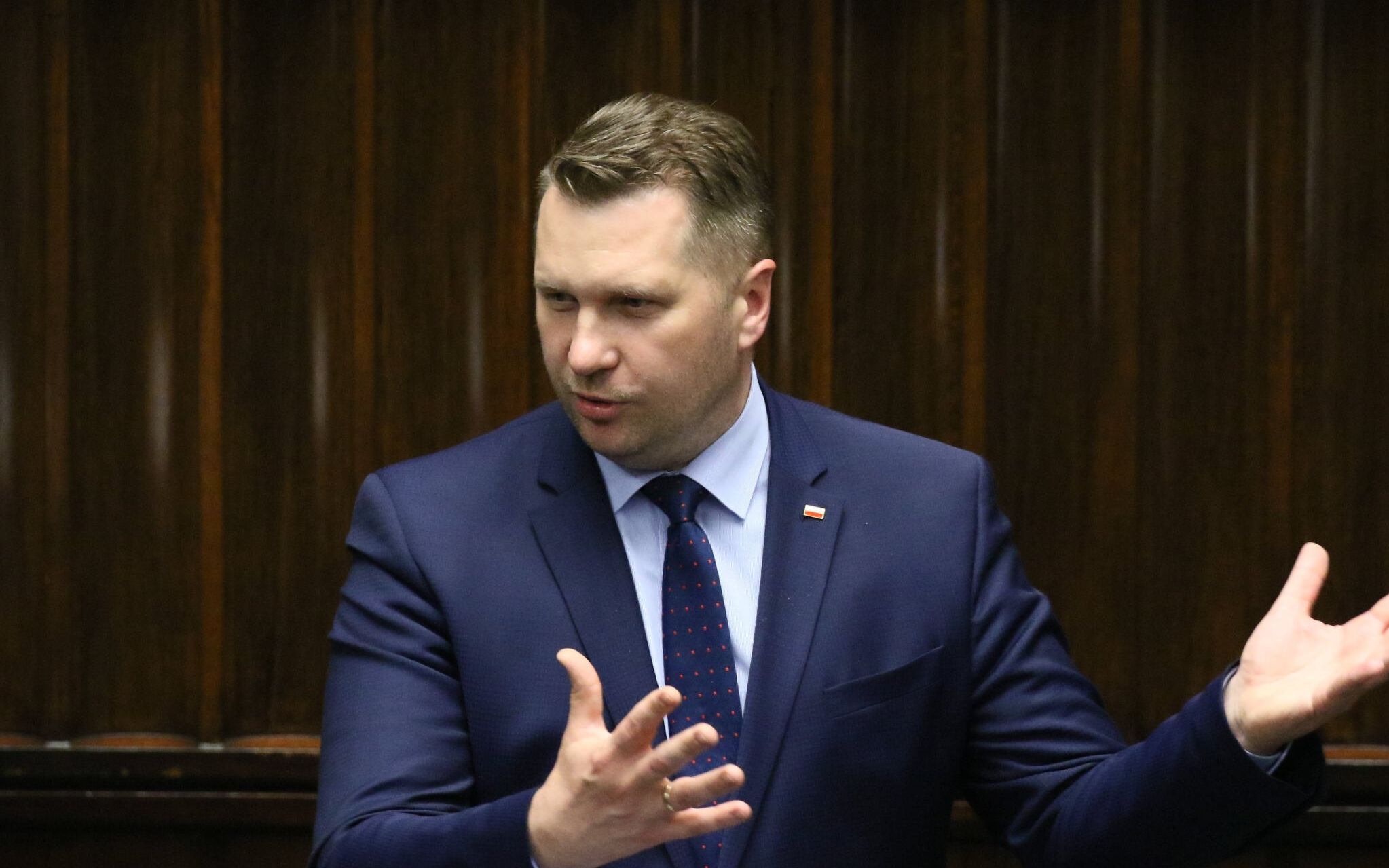 02.06.2020 Warszawa , ulica Wiejska . Trzeci dzien 12 . posiedzenia Sejmu IX kadencji . Przemyslaw Czarnek podczas glosowan nad poprawkami Senatu do ustawy o wyborach prezydenckich w 2020 roku .
Fot. Slawomir Kaminski / Agencja Gazeta