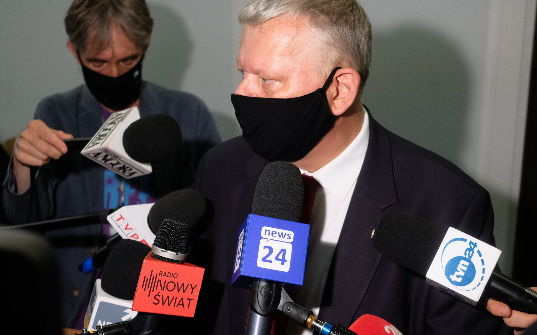 08.07.2021 Warszawa , ulica Wiejska . Sejm . 34 . posiedzenie Sejmu IX kadencji . Posel Prawa i Sprawiedliwosci Marek Suski podczas wypowiedzi o zmianach w ustawie medialnej , ktore przygotowuje Prawo i Sprawiedliwosc , a wedlug ktorych spolki z siedziba w Polsce nie moglyby byc kontrolowane przez podmoioty spoza Europejskiego Obszaru Gospodarczego .
Fot. Slawomir Kaminski / Agencja Gazeta