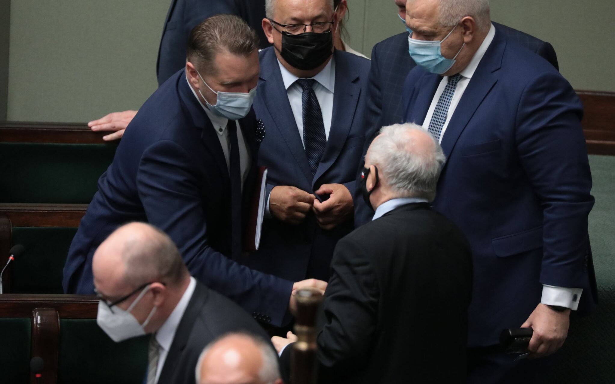 21.07.2021 Warszawa , ulica Wiejska . Sejm . 35 . posiedzenie Sejmu IX kadencji .  Minister edukacji i nauki Przemyslaw Czarnek po odrzuceniu wotum nieufonosci wobec ministra edukacji i nauki Przemyslawa Czarnka .
Fot. Slawomir Kaminski / Agencja Gazeta