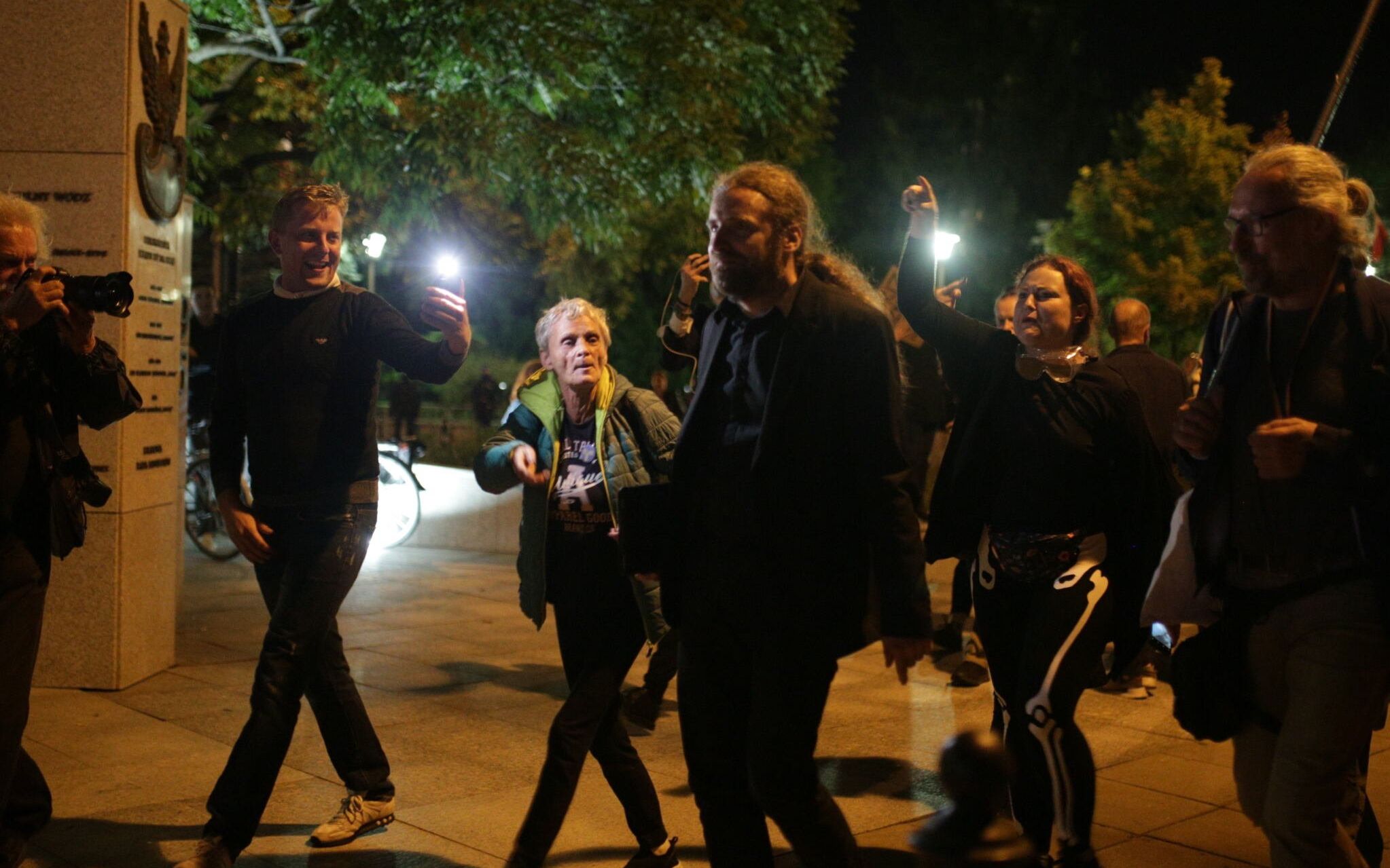 11.08.2021 Warszawa , Sejm RP . Protest po przyjeciu ustawy Lex TVN. nz posel Dobromir Sosnierz 
Fot. Adam Stepien / Agencja Gazeta