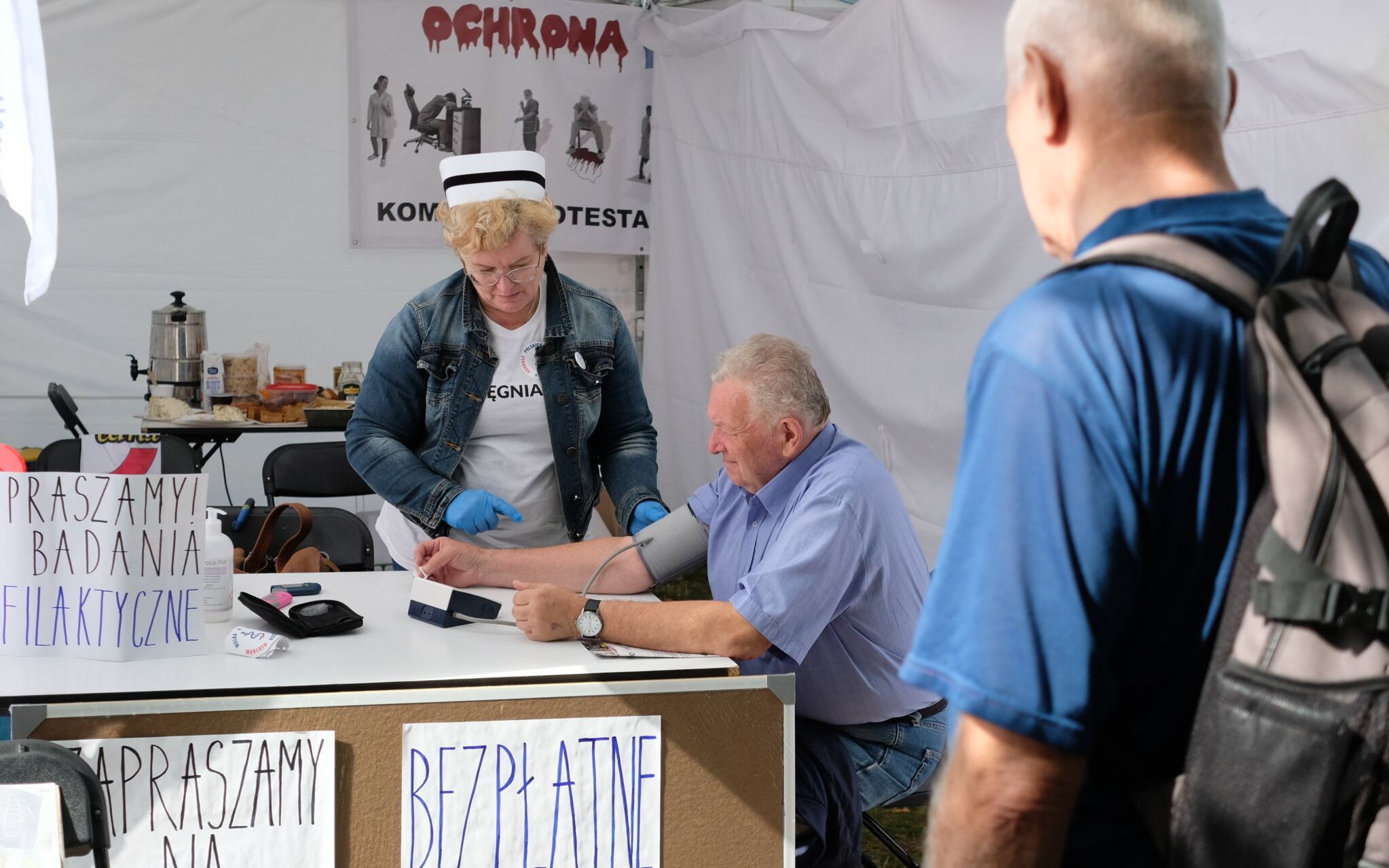14.09.2021 Warszawa , Biale Miaseczko przed KPRM . Badania , diagnostyka .
Fot. Slawomir Kaminski / Agencja Gazeta