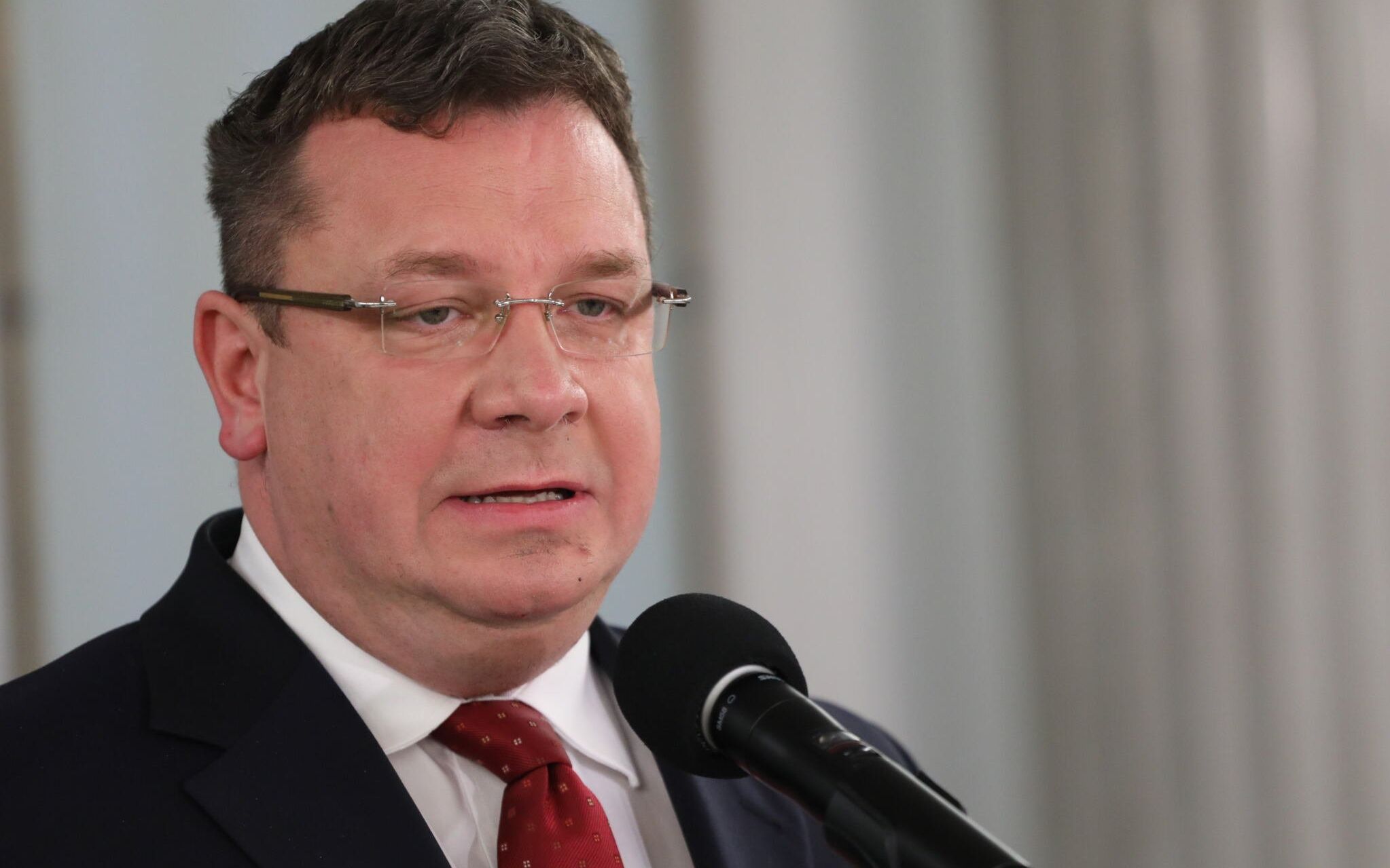 17.03.2021  Warszawa , Sejm . Poslowie Robert Kropiwnicki - PO , Krzysztof Paszyk - PSL  i Michal Wojcik - PiS ( nz ) przedstawiaja wspolnego kandydata na urzad Rzecznika Praw Obywatelskich . Jest nim profesor Slawomir Patyra .
Fot. Slawomir Kaminski / Agencja Gazeta