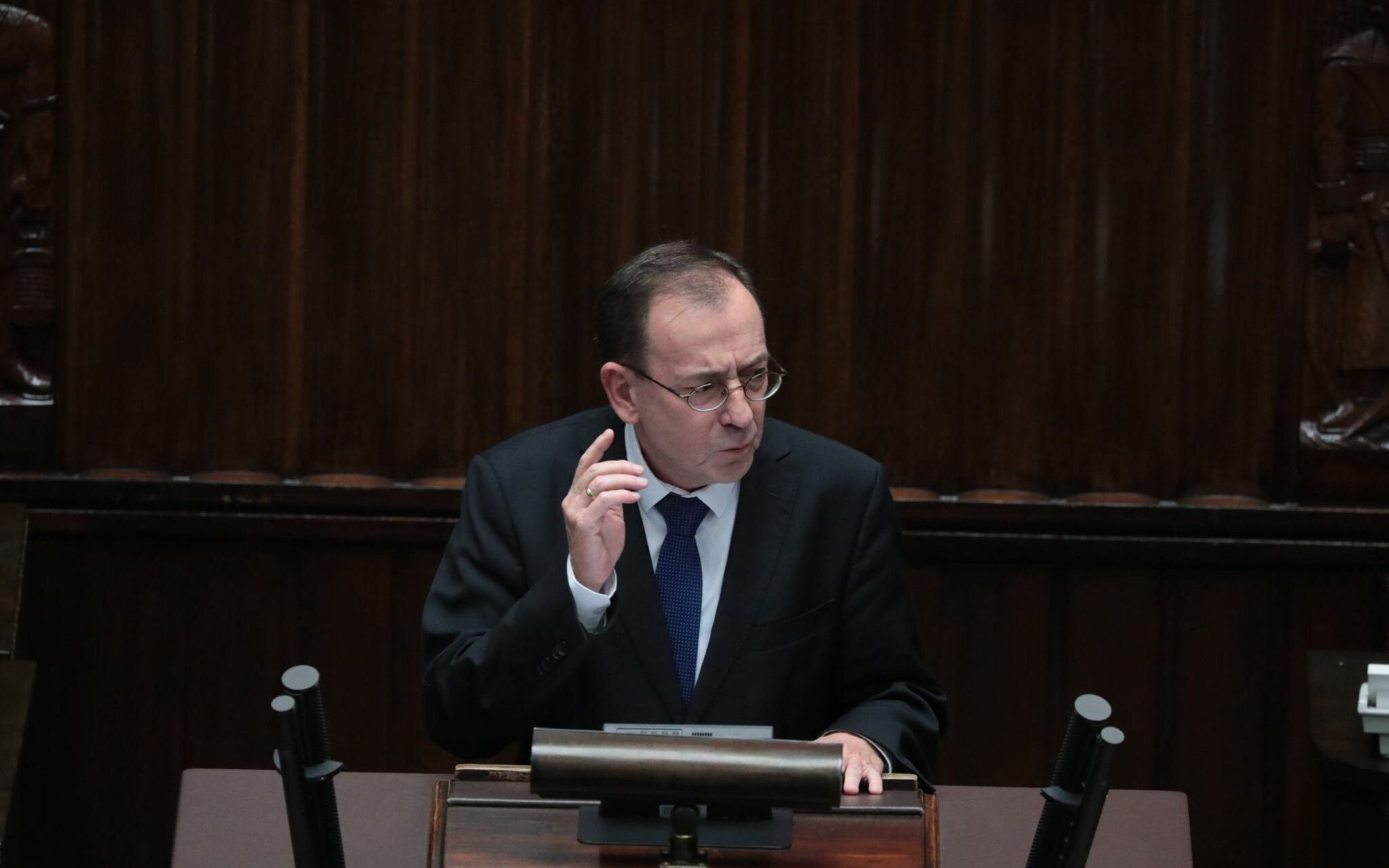 09.11.2021 Warszawa , ulica Wiejska . Sejm . Nadzwyczajne 41 . posiedzenie Sejmu IX kadencji . Minister spraw wewnetrznych i administracji Mariusz Kaminski podczas informacji rzadu w sprawie sytuacji na granicy polsko - bialoruskiej zwiazanej z naplywem migrantow z terenu Bialorusi .
Fot. Slawomir Kaminski / Agencja Wyborcza.pl