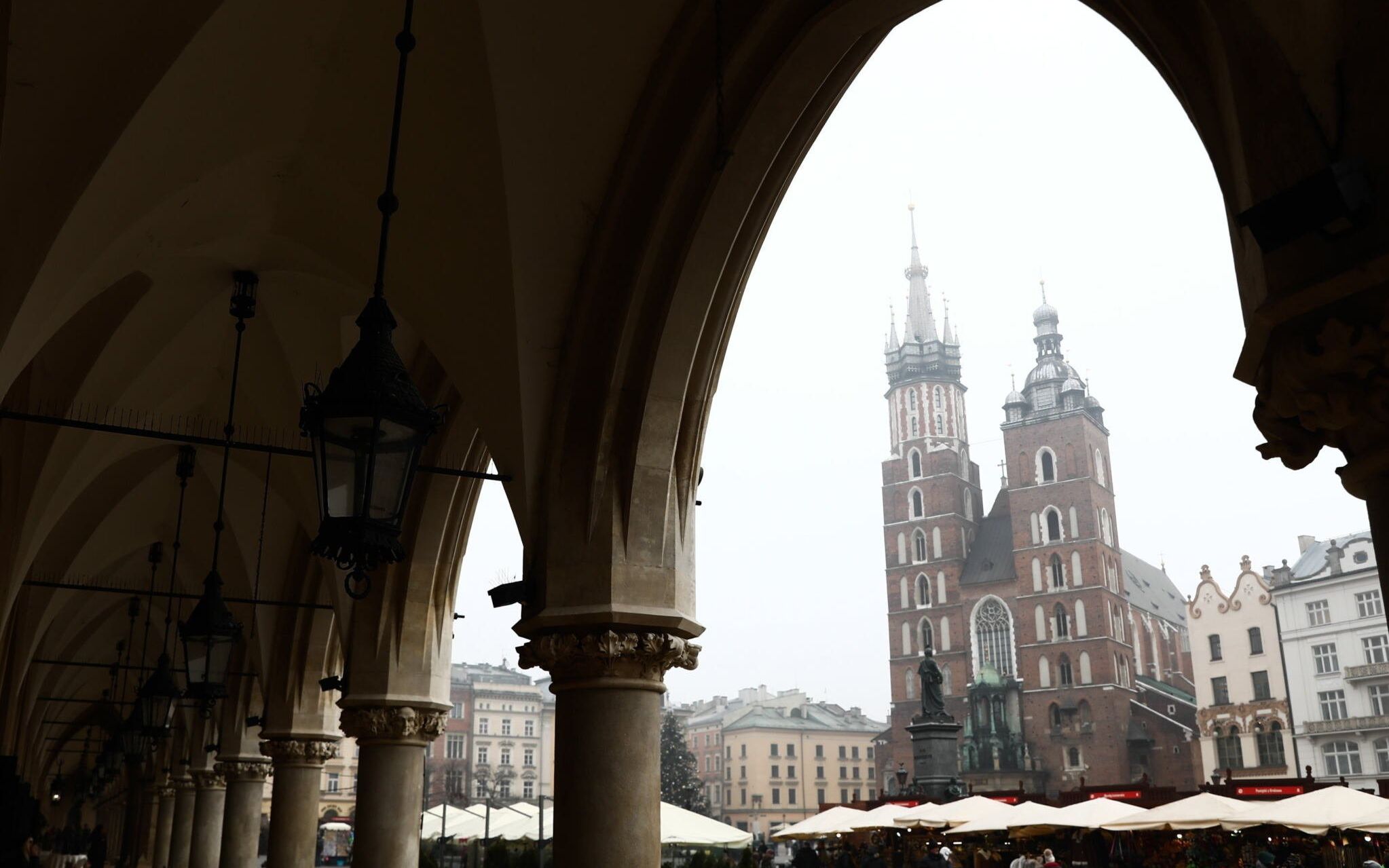 14.12.2021 Krakow . Smog w dniu przekroczonych norm zanieczyszczenia powietrza . 
Fot. Jakub Porzycki / Agencja Wyborcza.pl