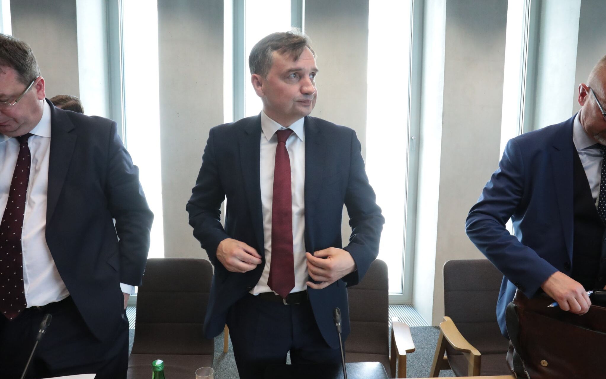 26.05.2022 Warszawa , ul Wiejska , Sejm . Minister sprawiedliwosci w rzadzie PiS Zbigniew Ziobro podczas posiedzenia sejmowej Komisji Sprawiedliwosci i Praw Czlowieka .
Fot. Slawomir Kaminski / Agencja Wyborcza.pl