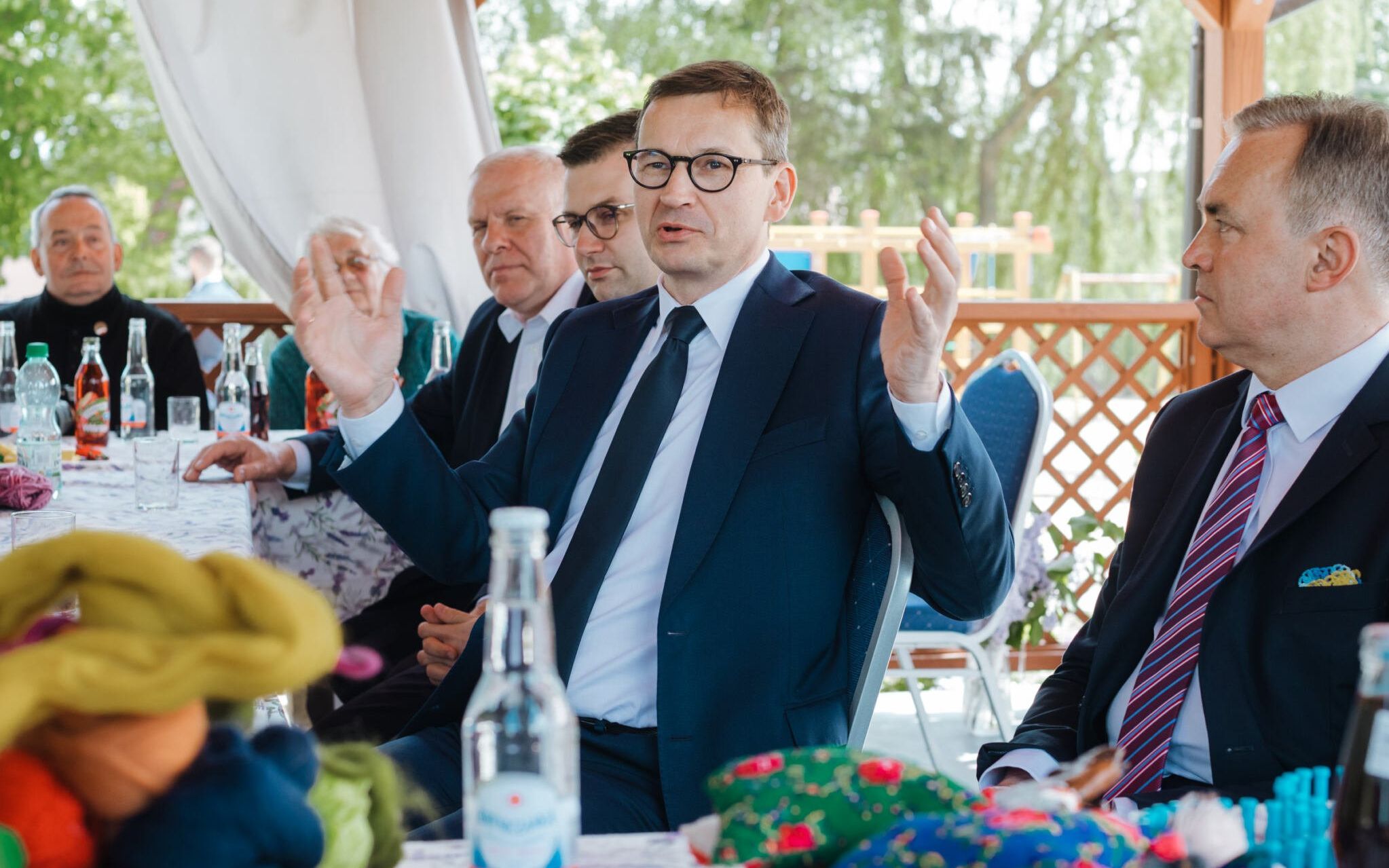 Grafika do artykułu Rząd chce luzować regułę wydatkową. Żeby starczyło na prezenty wyborcze?
