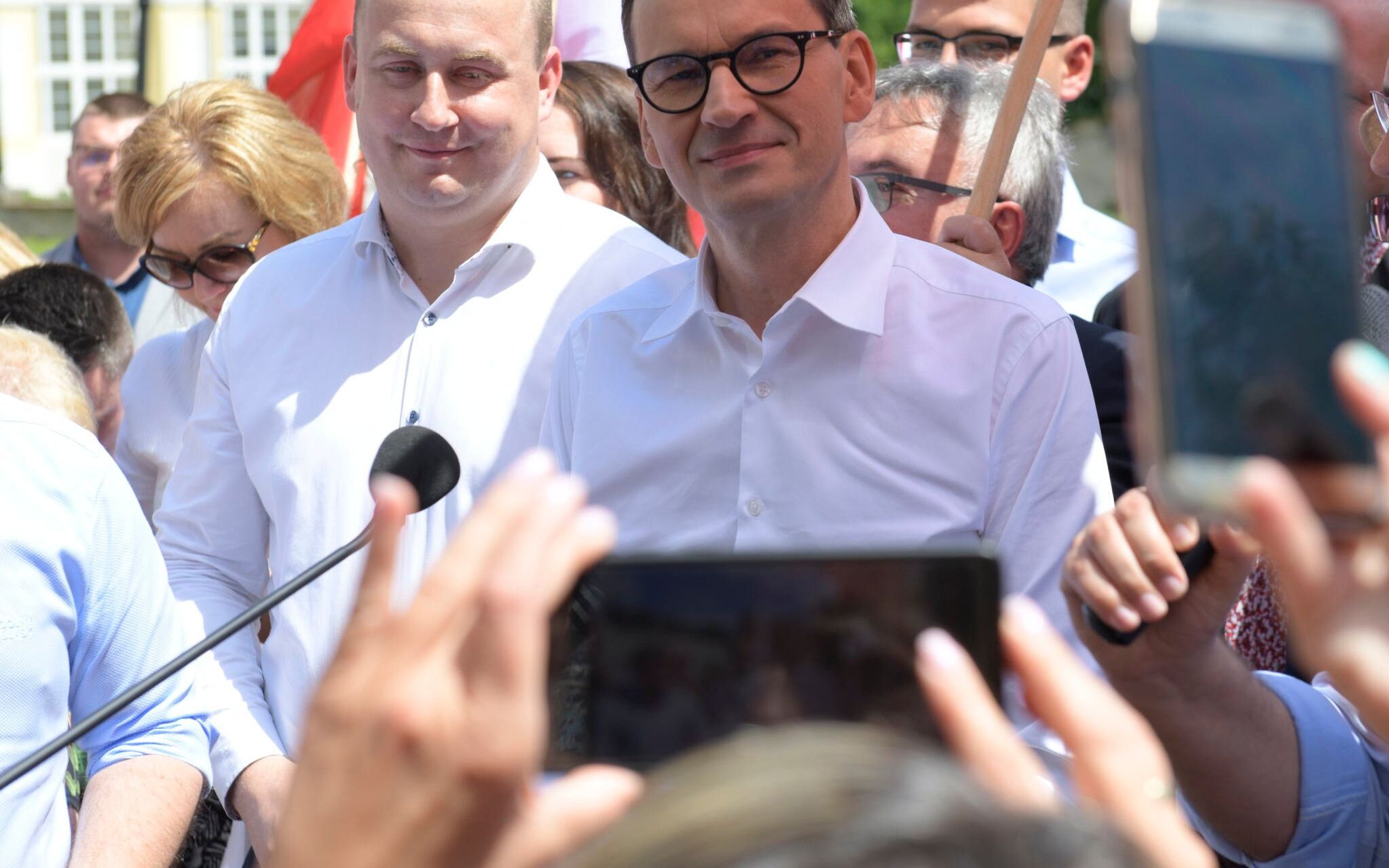 11.06.2022 Henrykow , Klasztor Cystersow , Plac Cystersow . Wizyta premiera Mateusza Morawieckiego w klasztorze cysterskim w Henrykowie .
Fot . Tomasz Pietrzyk / Agencja Wyborcza.pl
