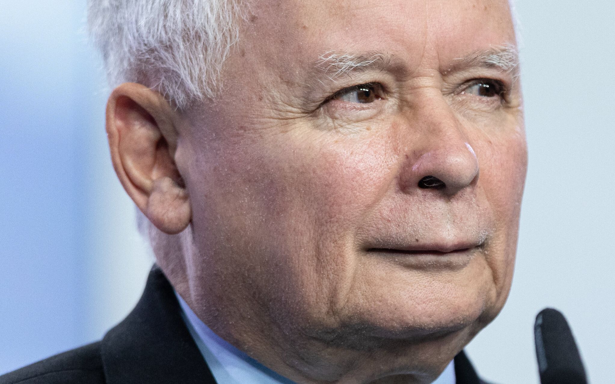 26.09.2020 Warszawa , ul. Nowogrodzka 84/86 . Prezes Prawa i Sprawiedliwosci Jaroslaw Kaczynski podczas oswiadczenia ws. umowy koalicyjnej liderow Zjednoczonej Prawicy .
Fot. Dawid Zuchowicz / Agencja Gazeta *** Local Caption *** .