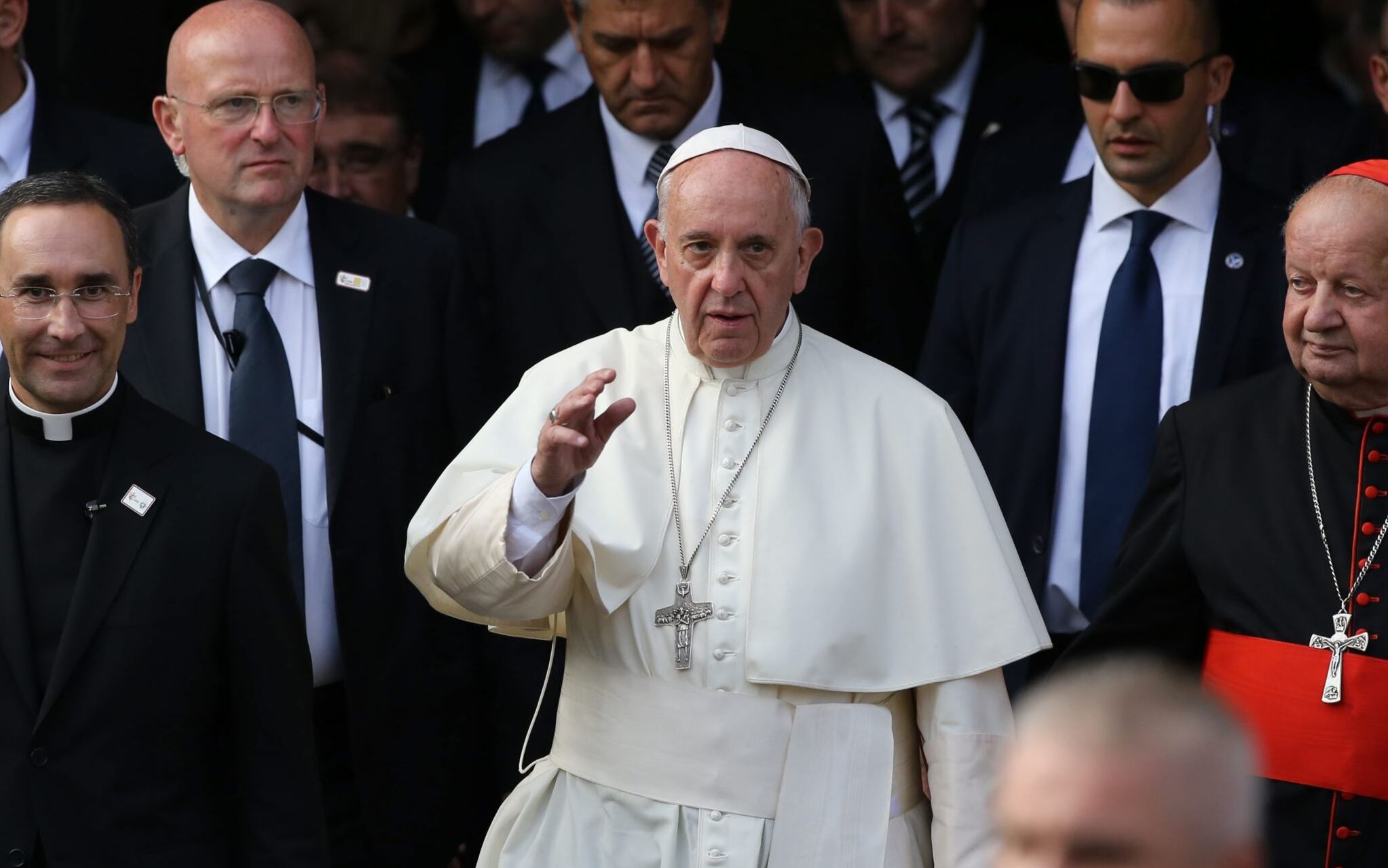 30.07.2016 Krakow , ul. Franciszkanska . Papiez Franciszek w drodze z kurii do kosciola franciszkanow .
Fot. Jakub Porzycki / Agencja Gazeta
