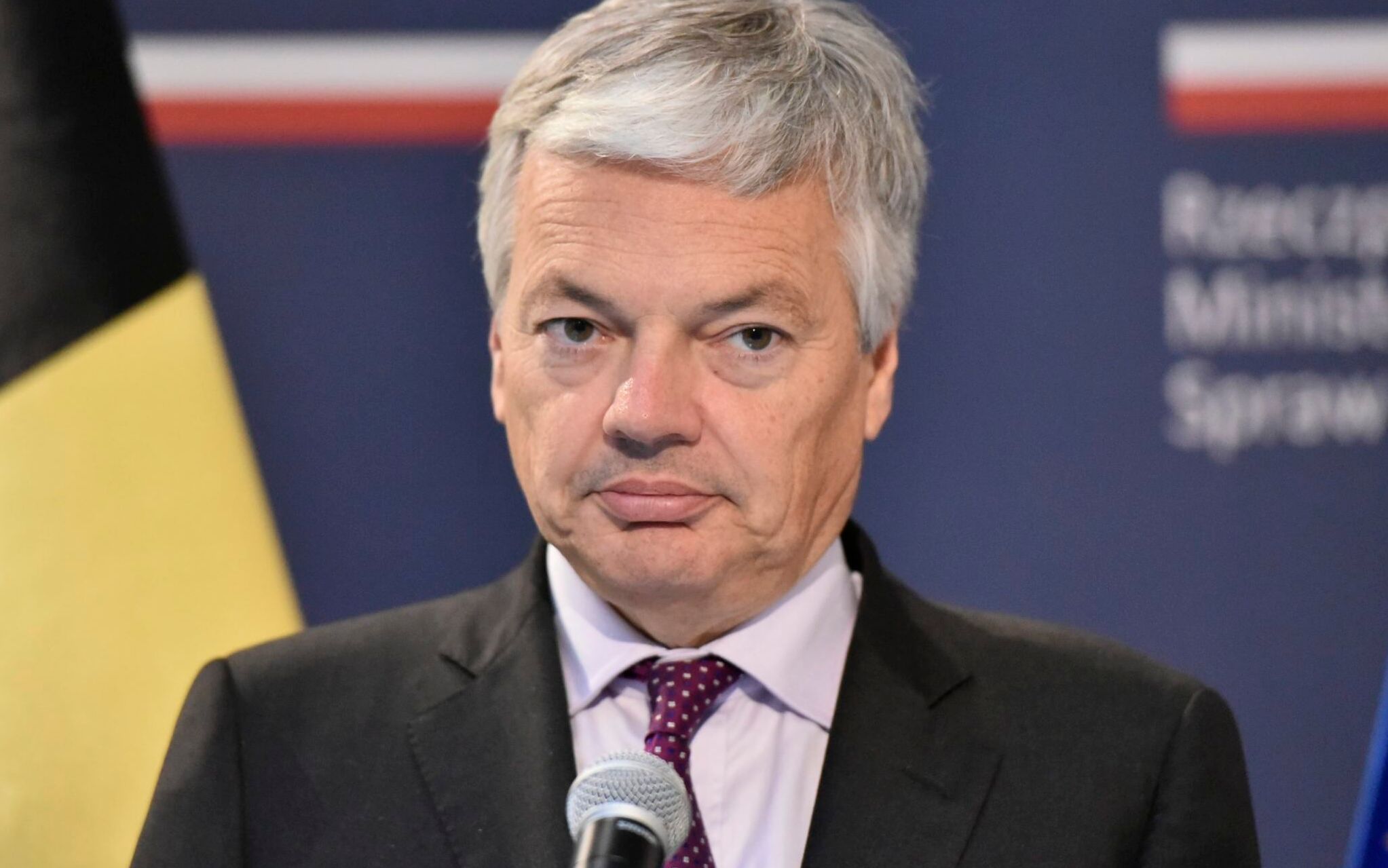13.10.2015 Warszawa , Gielda Papierow Wartosciowych . Ministrowie spraw zagranicznych Polski Grzegorz Schetyna i Belgii Didier Reynders (n.z.) podczas konferencji prasowej .
Fot. Franciszek Mazur / Agencja Gazeta