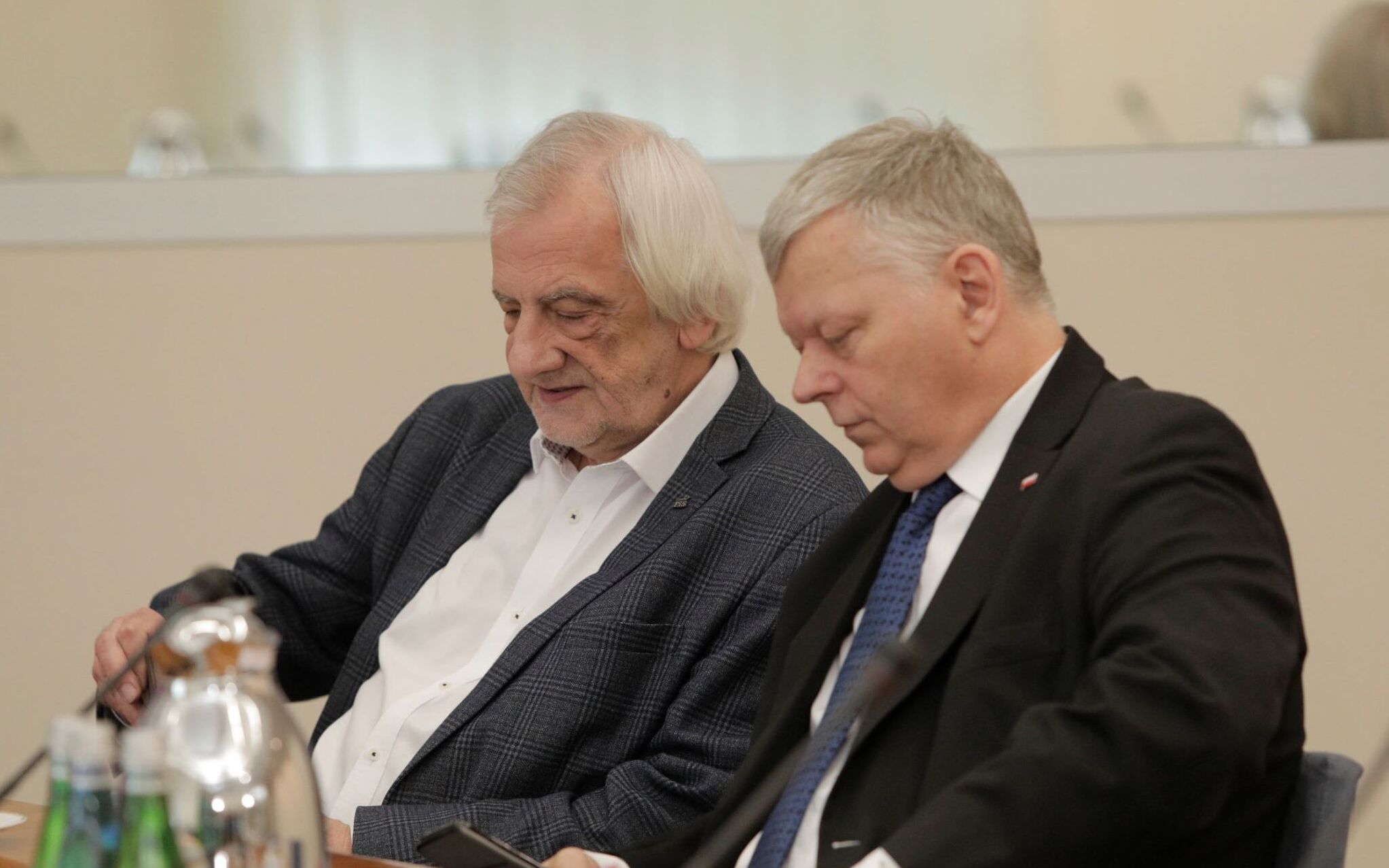 Grafika do artykułu Ustawa podwyżkowa była zła. Jeśli płacić więcej, to służbie cywilnej, a nie partyjnym nominatom