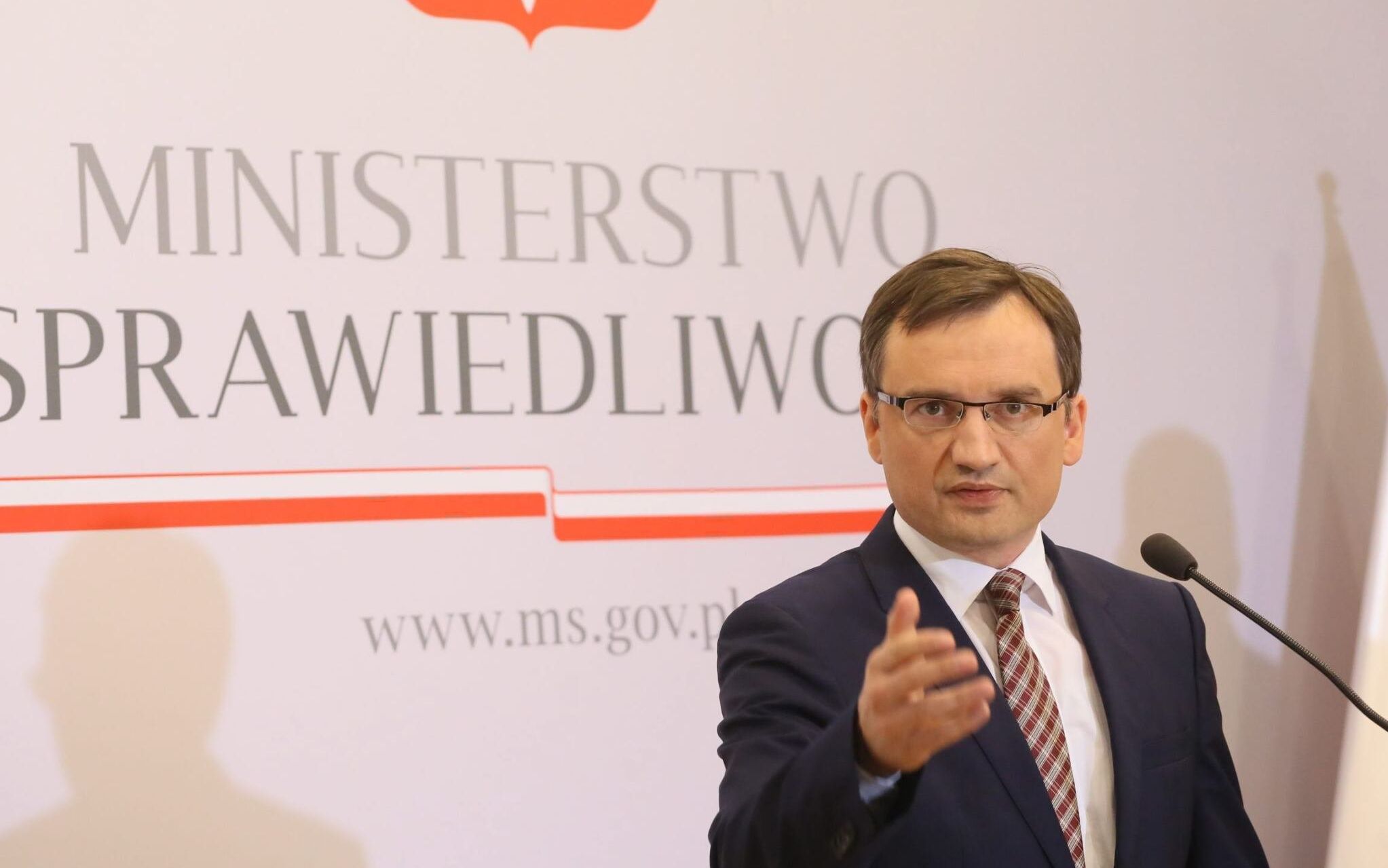 01.06.2016 Warszawa , Ministerstwo Sprawiedliwosci . 
Konferencja prasowa ministra sprawiedliwosci , prokuratora generalnego Zbigniewa Ziobry nt. " Zmiany w Kodeksie karnym " . 
Fot. Agata Grzybowska / Agencja Gazeta