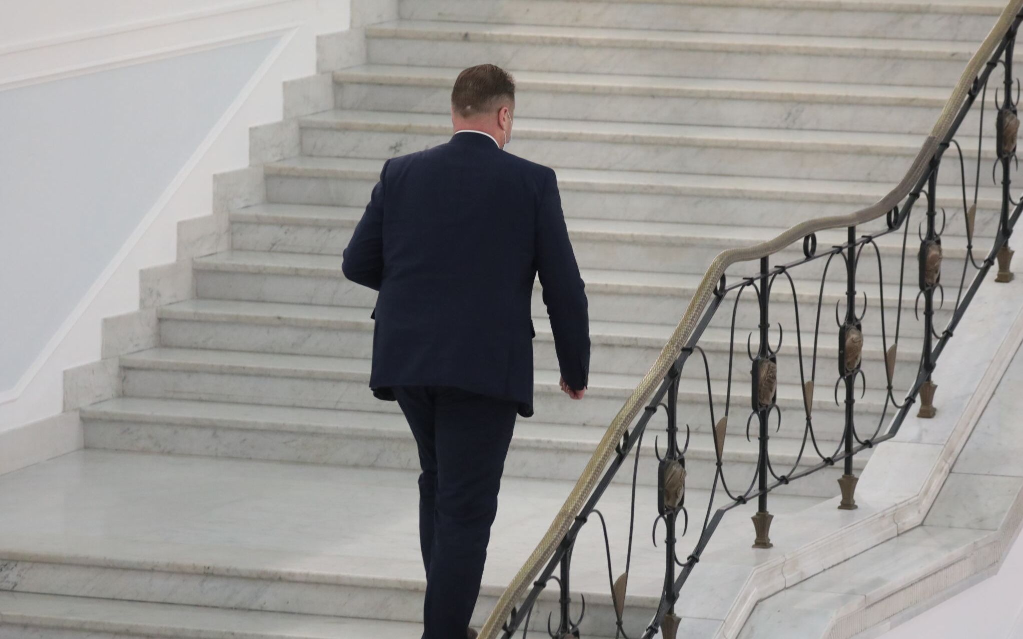 21.07.2021 Warszawa , ulica Wiejska . Sejm . 35 . posiedzenie Sejmu IX kadencji .  Minister edukacji i nauki Przemyslaw Czarnek po odrzuceniu wotum nieufonosci wobec ministra edukacji i nauki Przemyslawa Czarnka .
Fot. Slawomir Kaminski / Agencja Gazeta