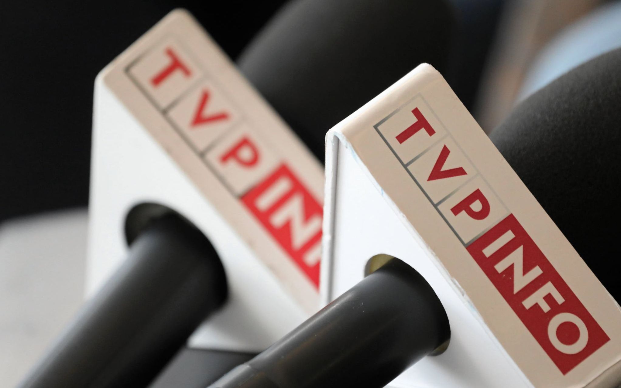 12.07.2018 Warszawa . Senat . III Szczyt Przewodniczacych Parlamentow Panstw Europy Srodkowej i Wschodniej . Mikrofony TVP Info .
Fot. Slawomir Kaminski / Agencja Gazeta