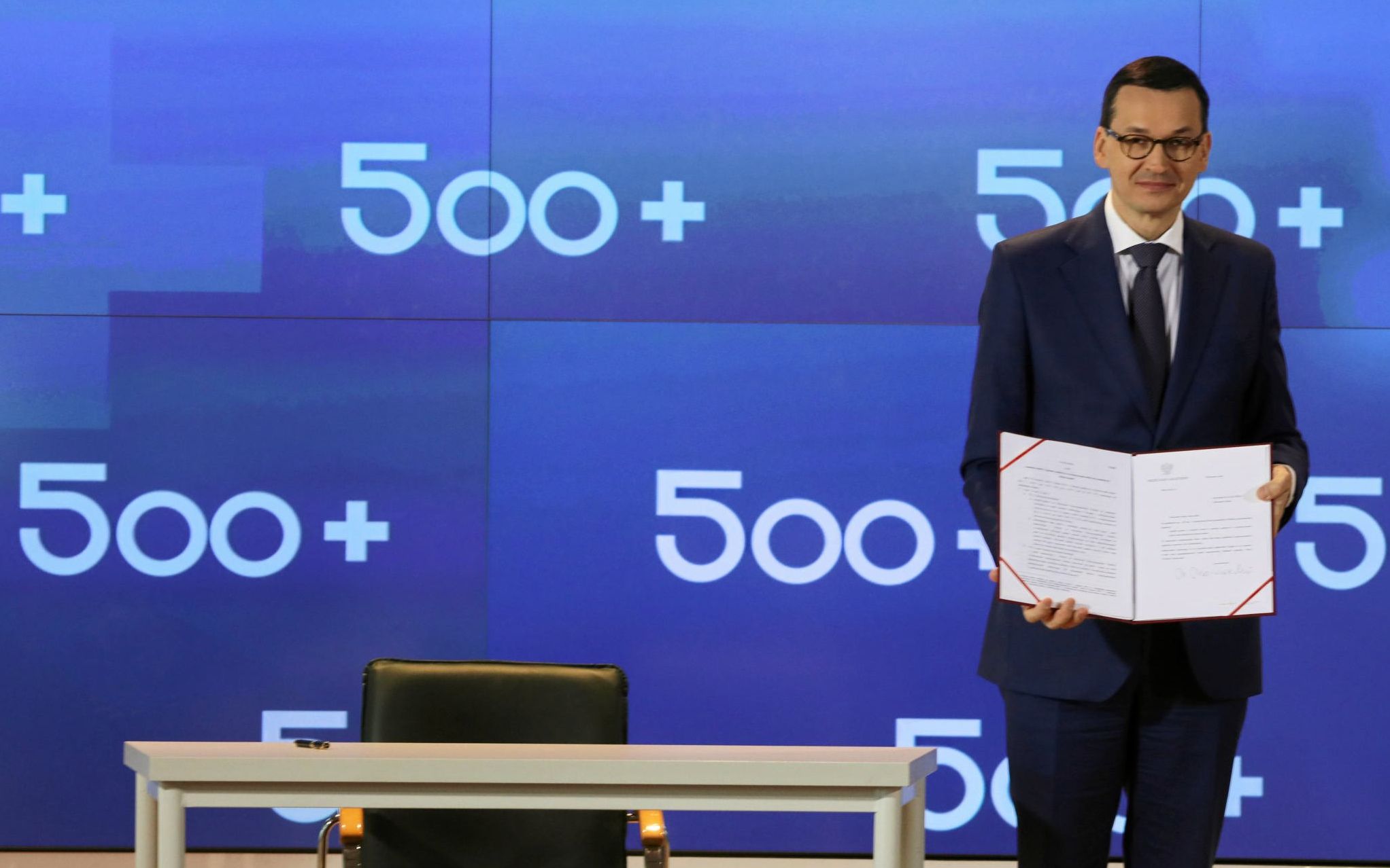 16.04.2019 Warszawa , ul Ksiazeca , Gielda Papierow Wartosciowych . Premier rzadu PiS Mateusz Morawiecki podczas konferencji prasowej promujacej program Rodzina 500+ .
Fot. Slawomir Kaminski / Agencja Gazeta
