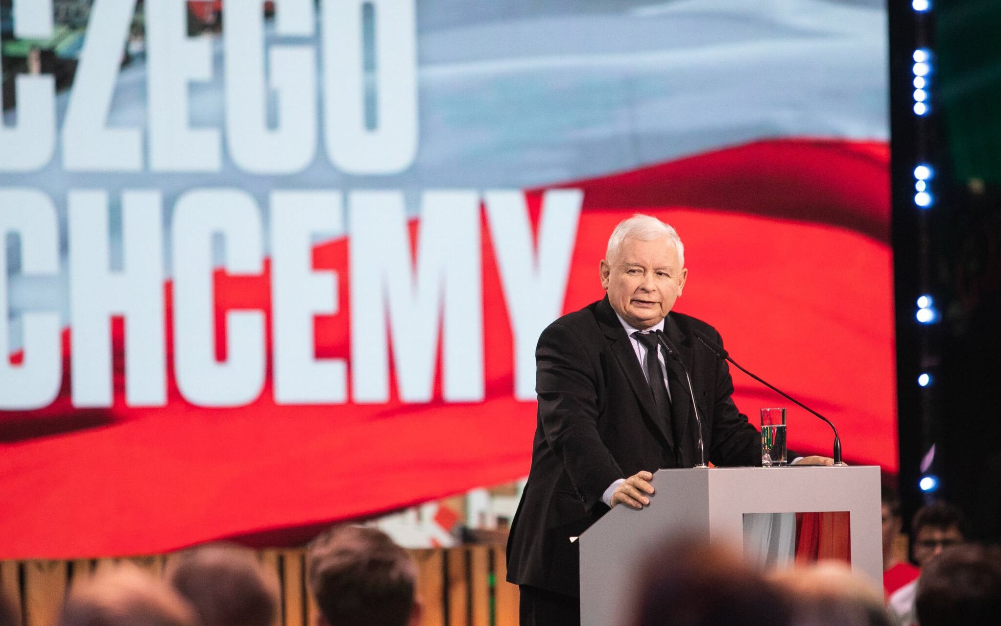 24.06.2020 Lublin . Targi Lubelskie . Prezes Prawa i Sprawiedliwosci Jaroslaw Kaczynski (C) podczas Konwencji Forum Mlodych Prawa i Sprawiedliwosci .
Fot. Jakub Orzechowski / Agencja Gazeta