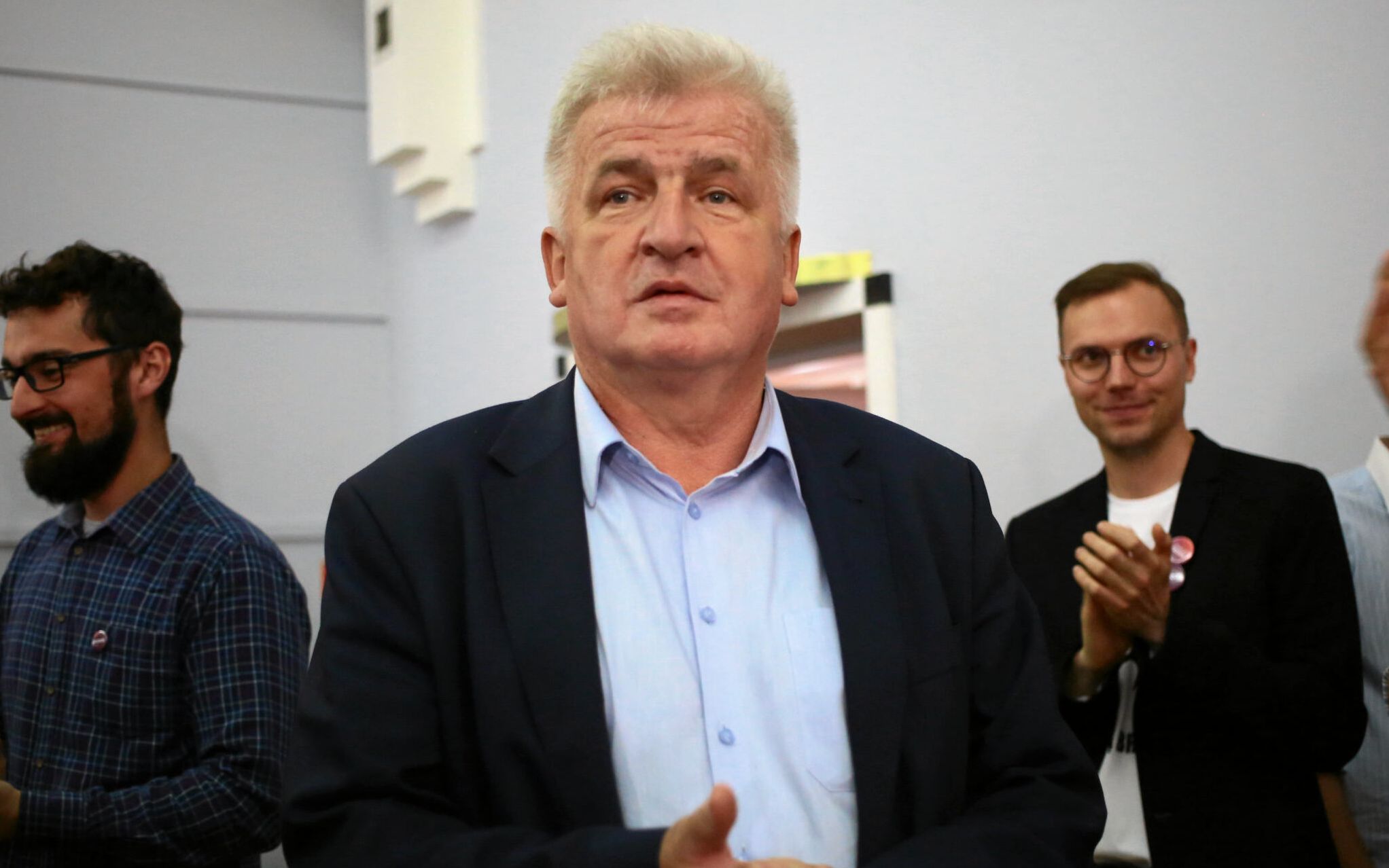 26.05.2019 Warszawa , ulica Foksal 3 / 5 . Centrum Prasowe Foksal . Wybory do Parlamentu Europejskiego . Piotr Ikonowicz podczas wieczoru wyborczego koalicyjnego komitetu wyborczego Lewica Razem . 
Fot. Agata Grzybowska / Agencja Gazeta