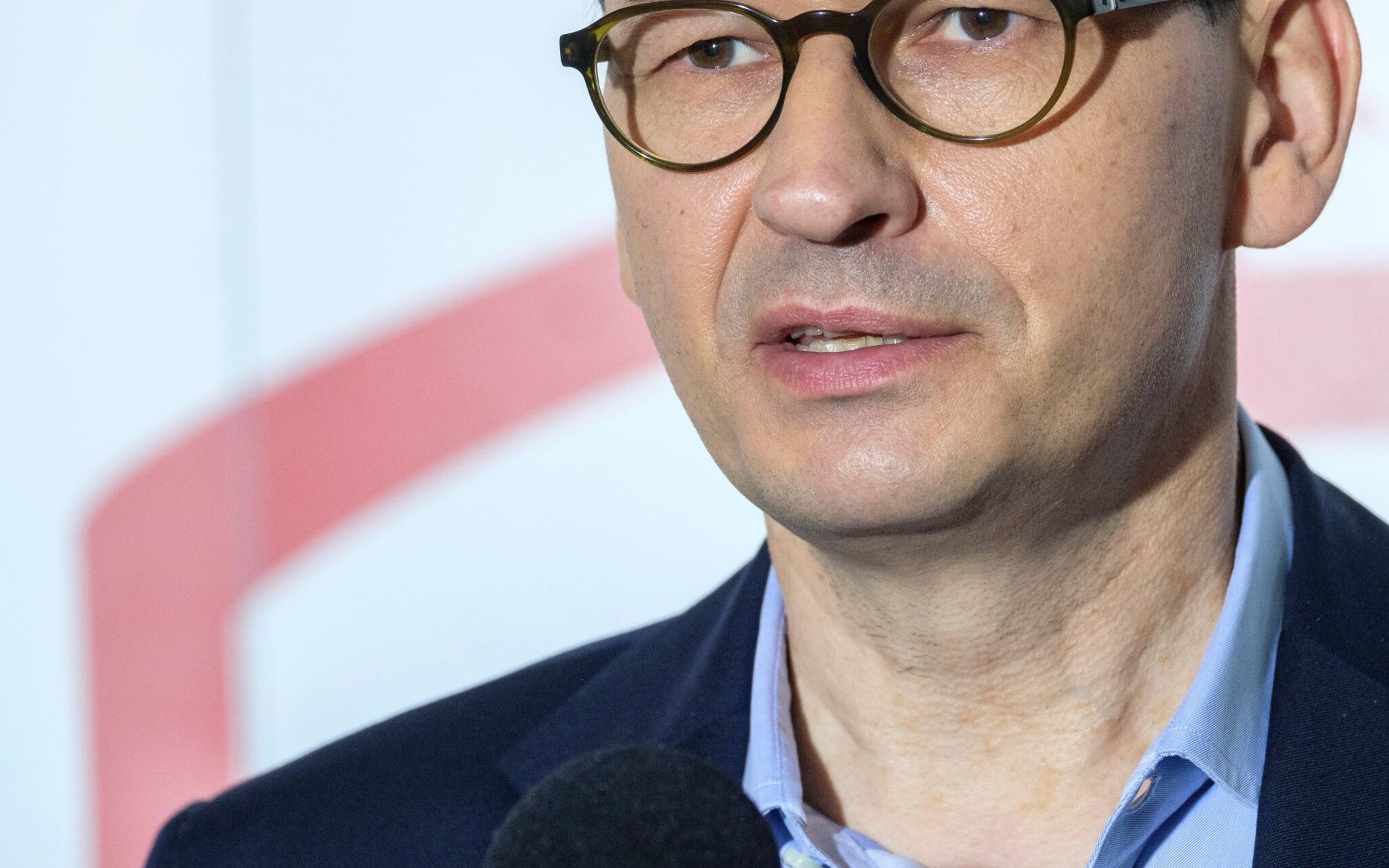 25.06.2020 Rzeszow , ul Pulaskiego , Centrum Powiadamiania Ratunkowego . Mateusz Morawiecki premier RP oraz Ewa Leniart wojewoda podkarpacki podczas konferencji prasowej po udziale w Wojewodzkim Sztabie Zarzadzania Kryzysowego .
Fot. Patryk Ogorzalek / Agencja Gazeta