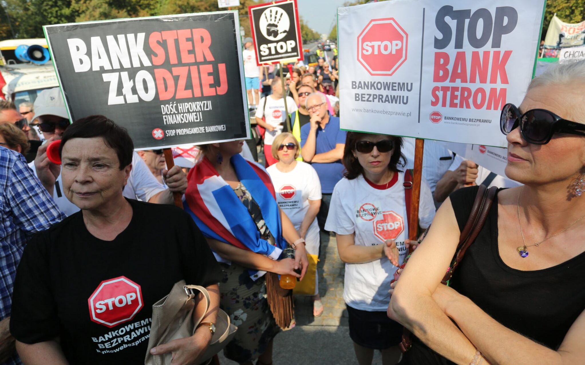 10.09.2016 Warszawa , Belweder . Demonstracja frankowiczow . 
Fot . Slawomir Kaminski / Agencja Gazeta