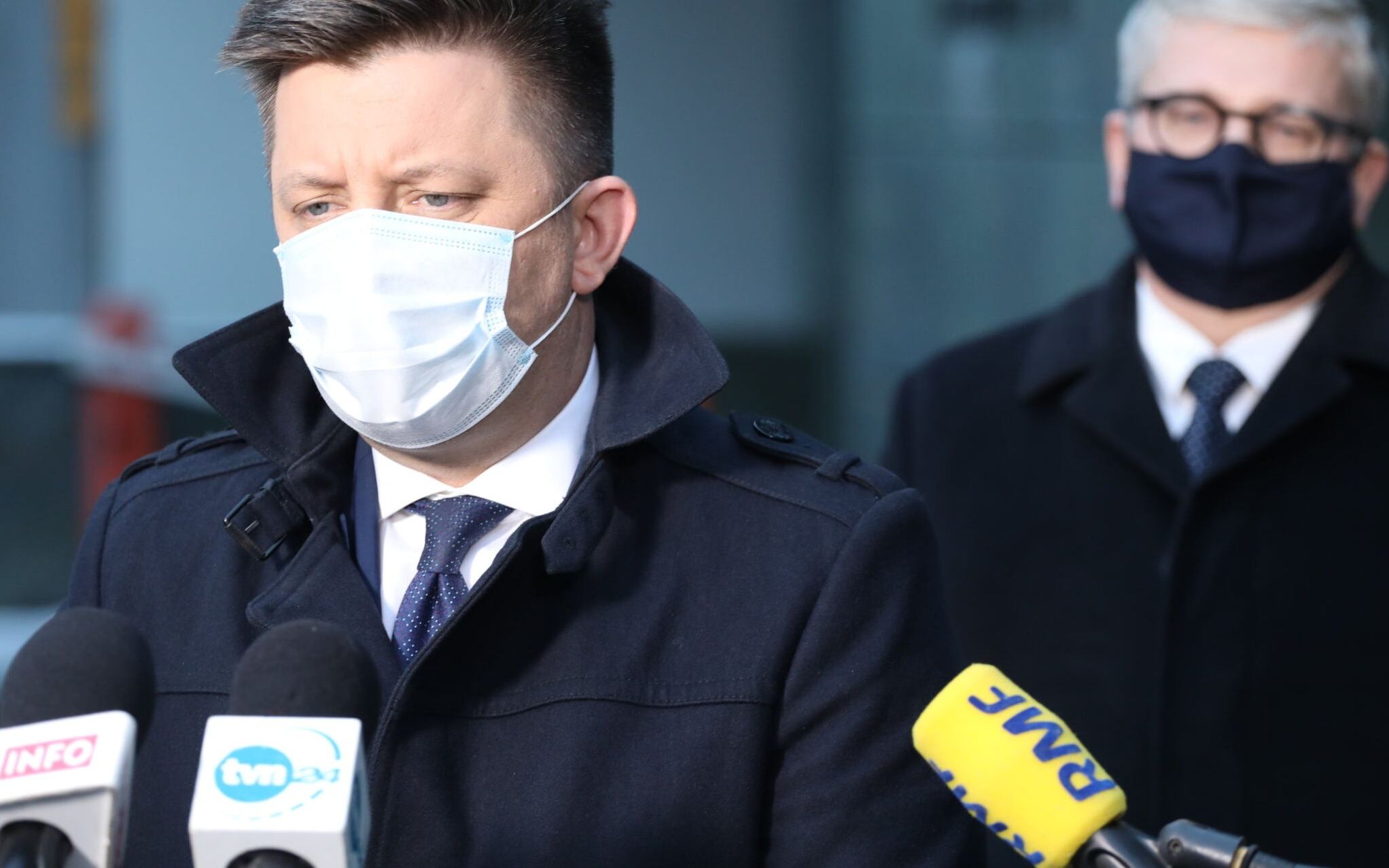 02.02.2021 Warszawa , ulica Karowa 10 . Biuro Bezpieczenstwa Narodowego . Od lewej: szef Kancelarii Prezesa Rady Ministrow Michal Dworczyk , szef Biura Bezpieczenstwa Narodowego Pawel Soloch podczas briefingu prasowego po spotkaniu prezydenta Andrzeja Dudy z kierownictwem Agencji Rezerw Materialowych w sprawie rezerw strategicznych w zwiazku z epidemia koronawirusa .
Fot. Slawomir Kaminski / Agencja Gazeta