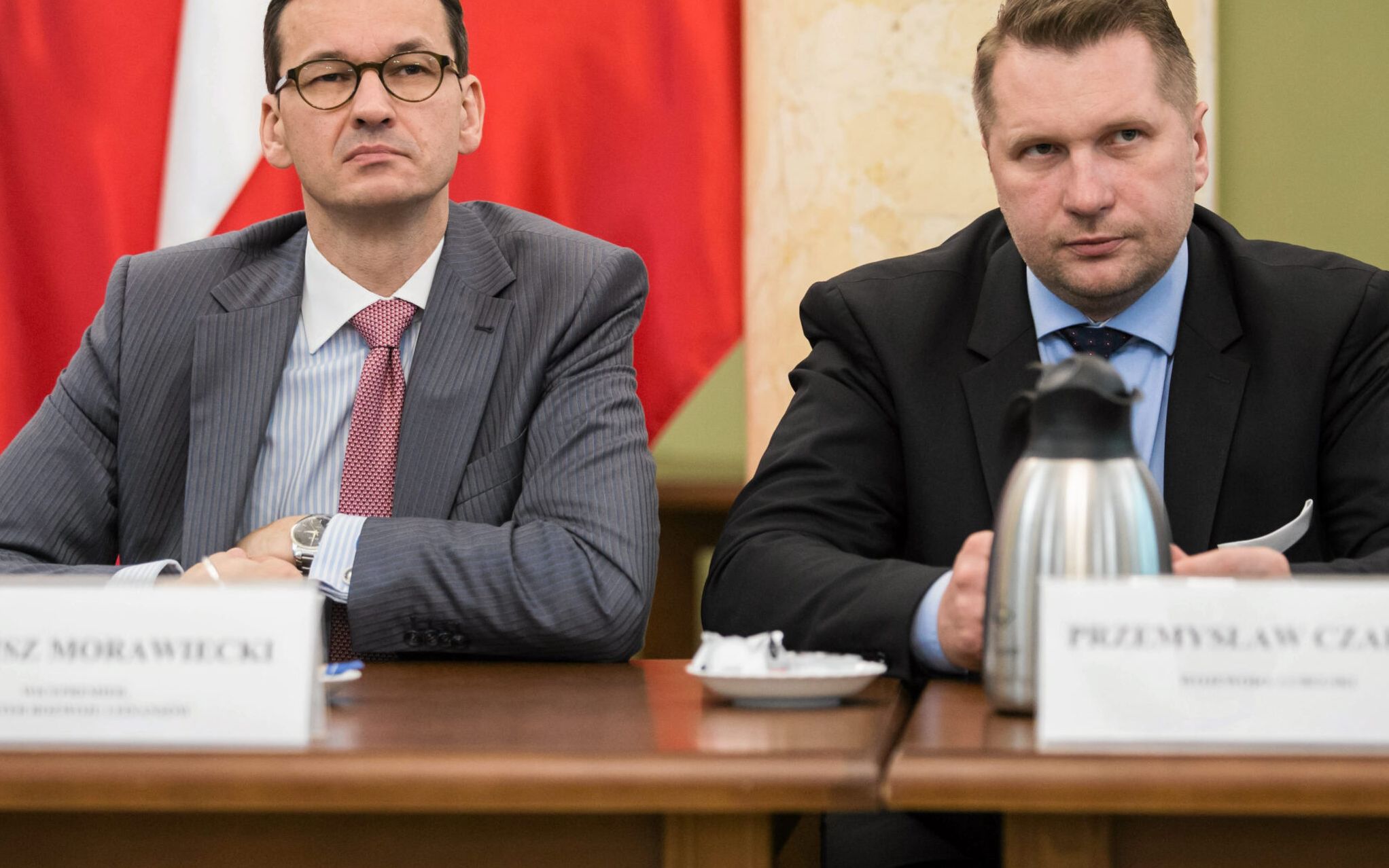20.10.2017 Lublin . Od lewej : Wicepremier i Minister Rozwoju i Finansow Mateusz Morawiecki , wojewoda lubelski Przemyslaw Czarnek podczas spotkania z lubelskimi przedsiebiorcami .
Fot. Jakub Orzechowski / Agencja Gazeta