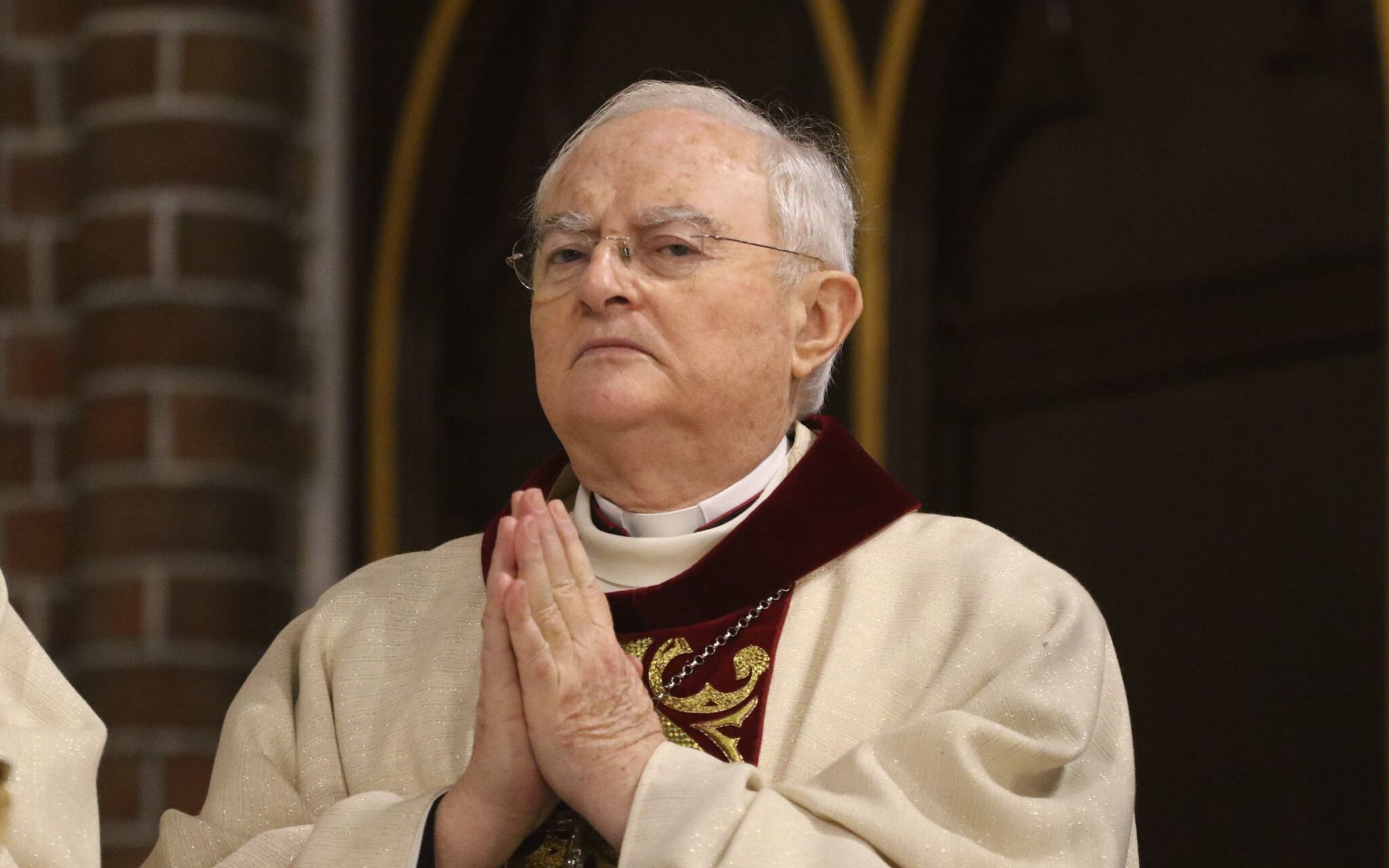 20.01.2018 Warszawa , Bazylika sw Floriana Meczennika na Pradze . Ingres nowego ordynariusza diecezji warszawsko - praskiej bp Romualda Kaminskiego , ktory zastapi na urzedzie emerytowanego abp Henryka Hosera . nz arcybiskup Henryk Hoser
Fot. Slawomir Kaminski / Agencja Gazeta