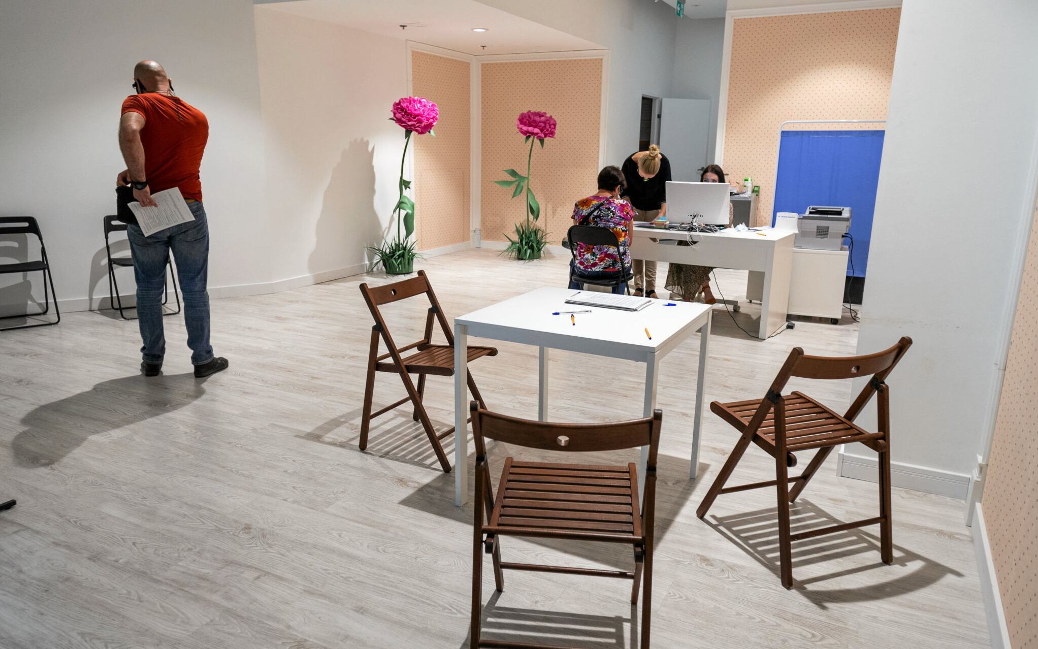 11.09.2021 Bydgoszcz . Punkt szczepien przeciw Covid 19 w galerii handlowej Focus Mall .
Fot. Roman Bosiacki / Agencja Gazeta