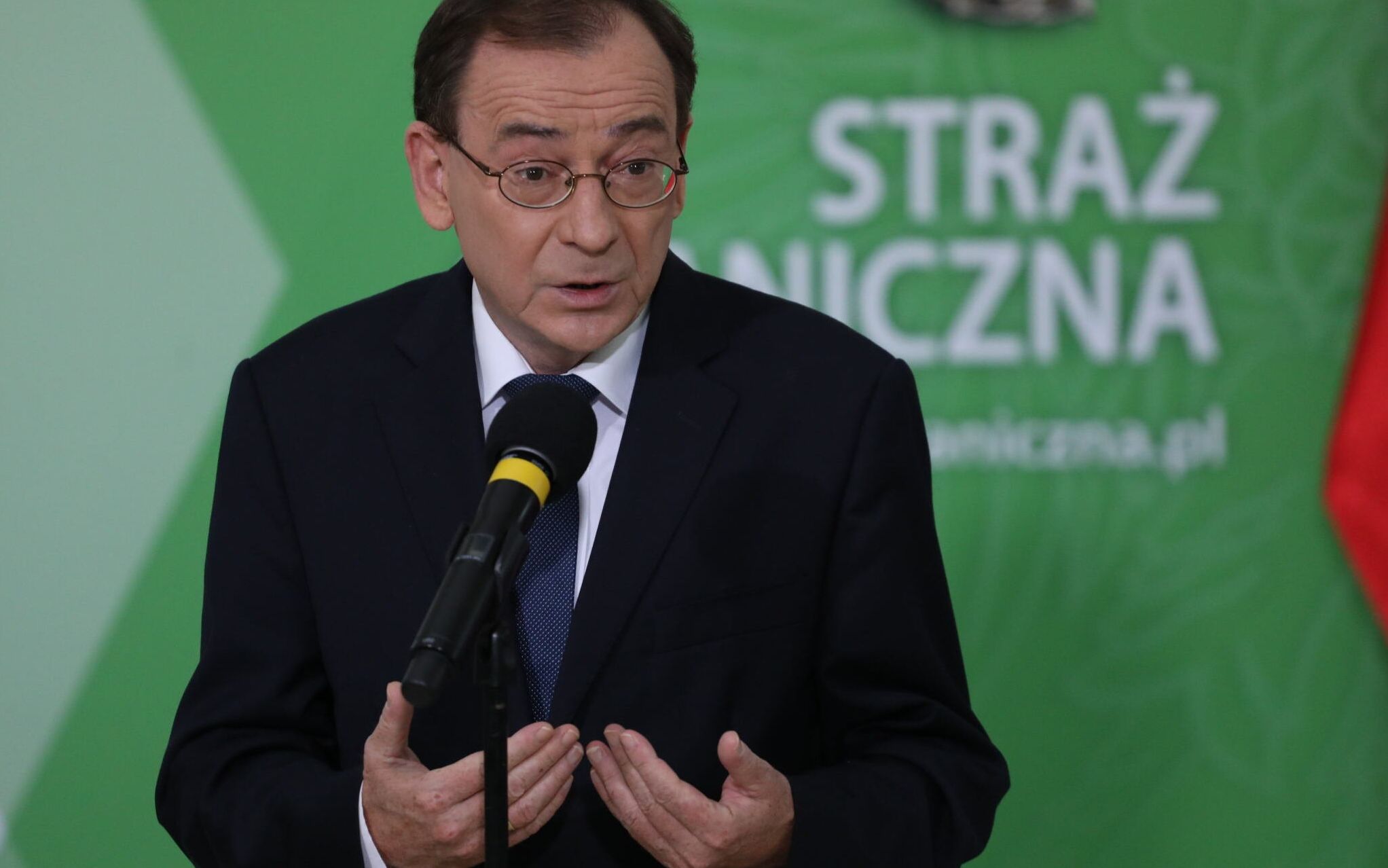 20.09.2021 Warszawa , al. Niepodleglosci 100 , Komenda Glowna Strazy Granicznej . Minister spraw wewnetrznych w rzadzie PiS Mariusz Kaminski podczas konferencji prasowej ws. sytuacji na granicy polsko - bialoruskiej ( rzad PiS wprowadzil tam stan wyjatkowy , by "zwiekszyc komfort pracy sluzb " - nie dopiszczajac do migrantow organizacji pomocowych , przedstawicieli mediow , czy nawet parlamentarzystow ).
Fot. Maciek Jazwiecki / Agencja Gazeta