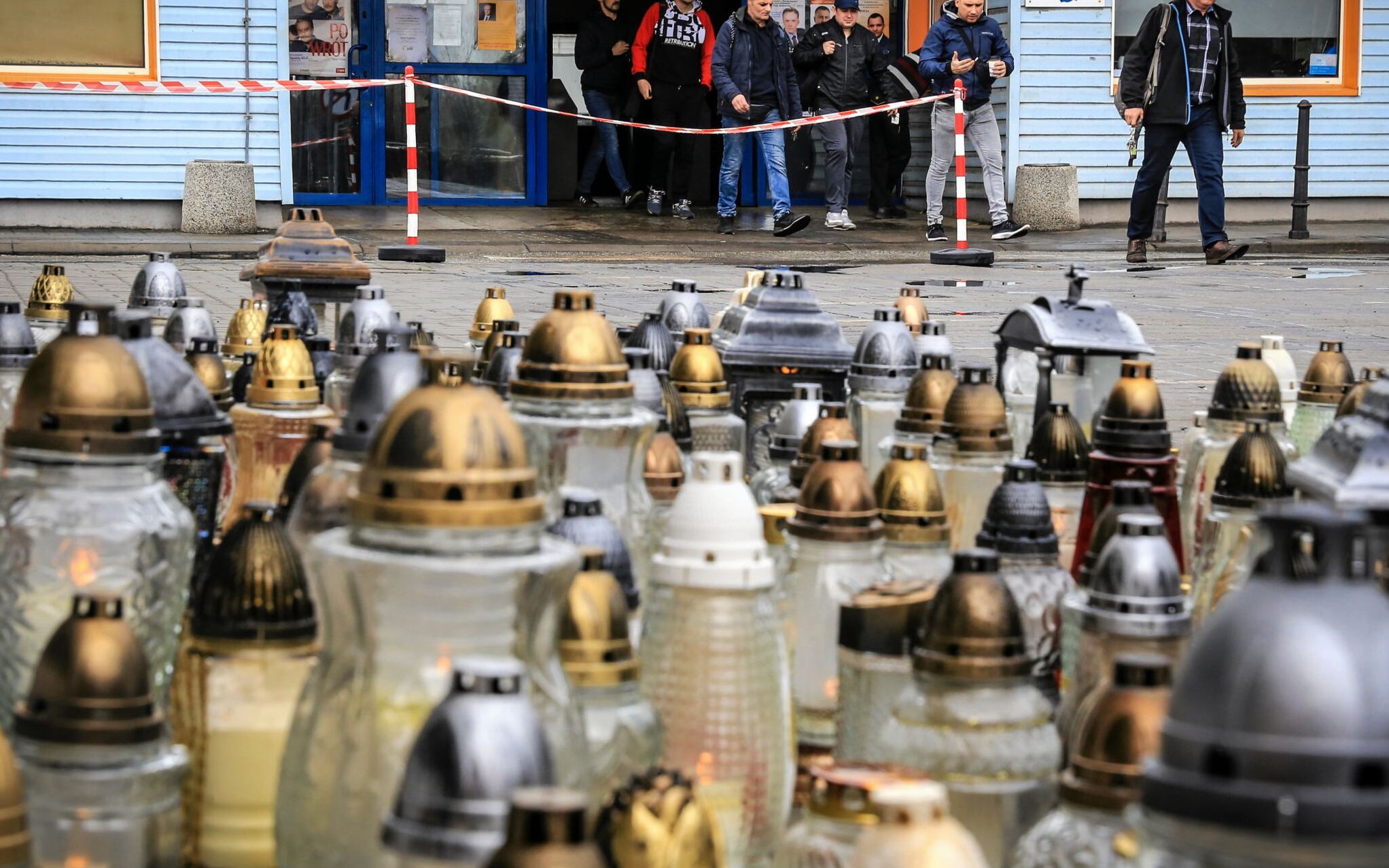 25.04.2022 Jastrzebie Zdroj , Kopalnia Zofiowka . Trzecia doba akcji ratunkowej - 10 gornikow zostalo uwiezionych pod ziemia w wyniku wstrzasu na kopalni ( Borynia Zofiowka - Ruch Zofiowka nalezacej do Jastrzebskiej Spolki Weglowej ).
Fot. Dominik Gajda / Agencja Wyborcza.pl