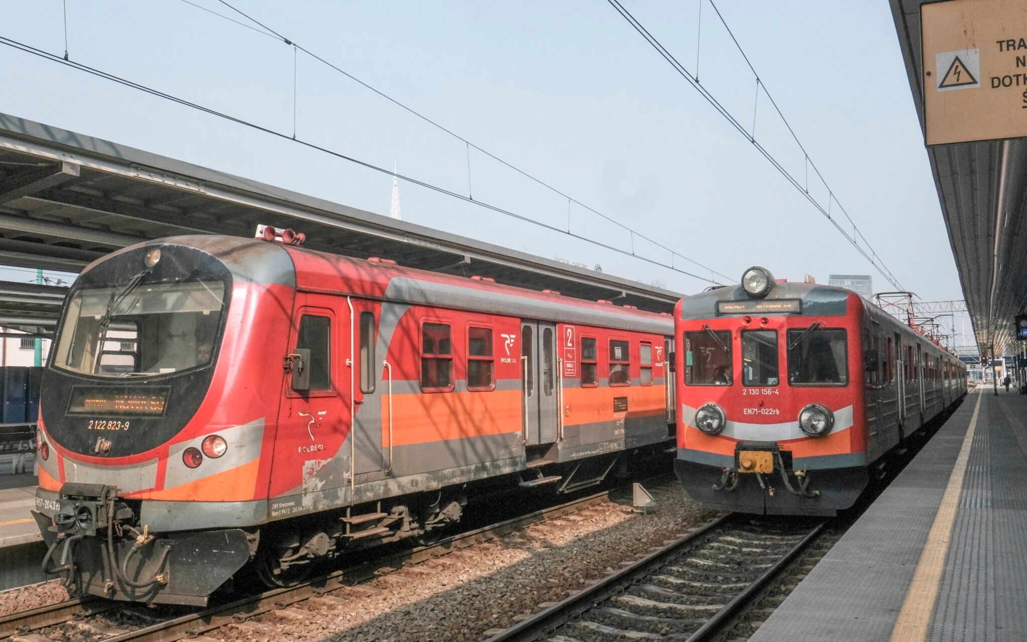 25.03.2021 Poznan . Pusty dworzec kolejowy podczas lockdownu wprowadzonego w zwiazku z epidemia koronawirusa . Pociag do Nowej Soli i Wroclawia
Fot. Piotr Skornicki / Agencja Wyborcza.pl