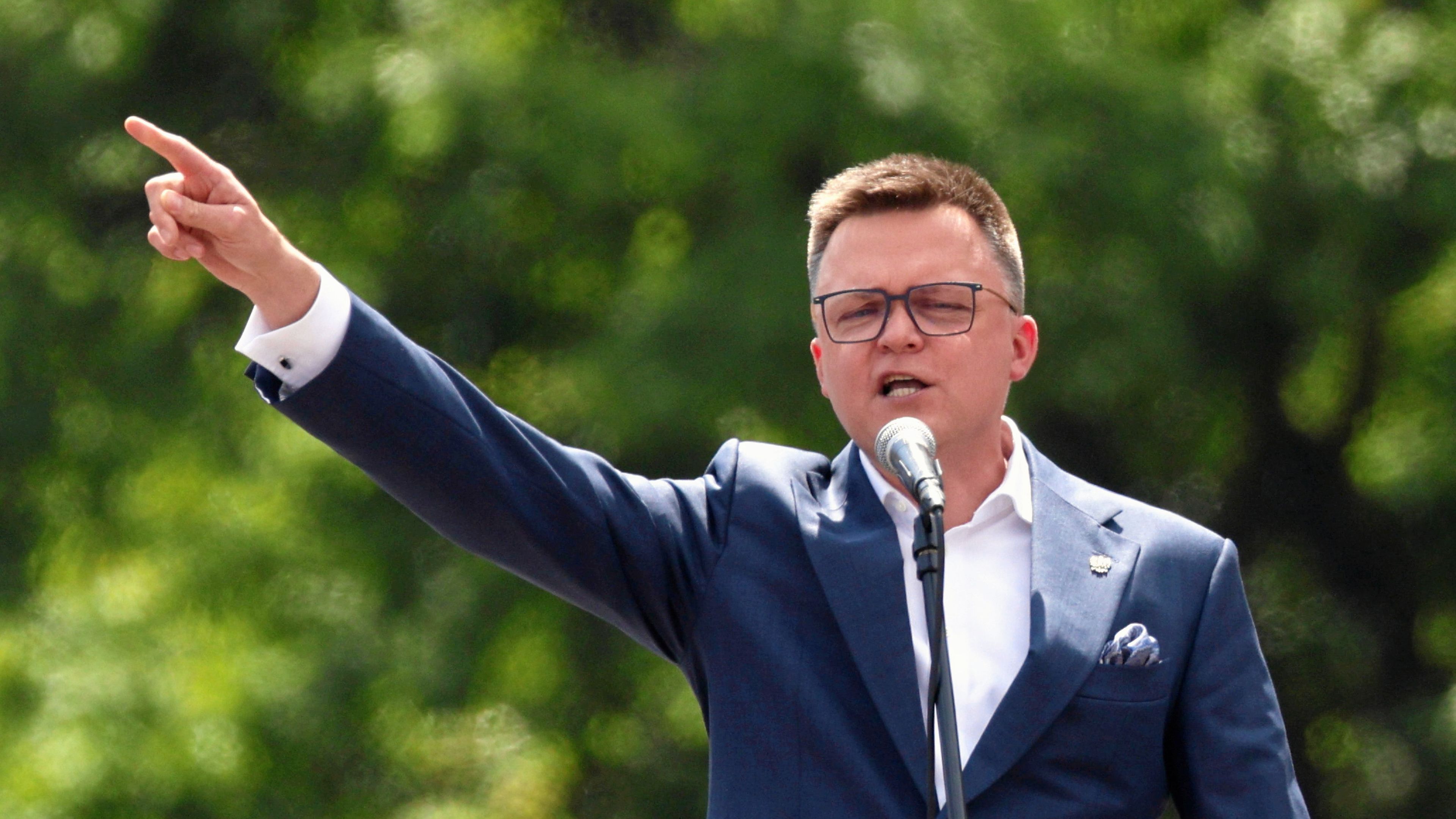 25.05.2025 Warszawa , Wielki Marsz Patriotow . Marszalek Sejmu Szymon Holownia przemawia podczas koalicyjnego marszu poparcia dla Rafala Trzaskowskiego - kandydata PO w Wyborach Prezydenckich 2025 .
Fot. Slawomir Kaminski / Agencja Wyborcza.pl