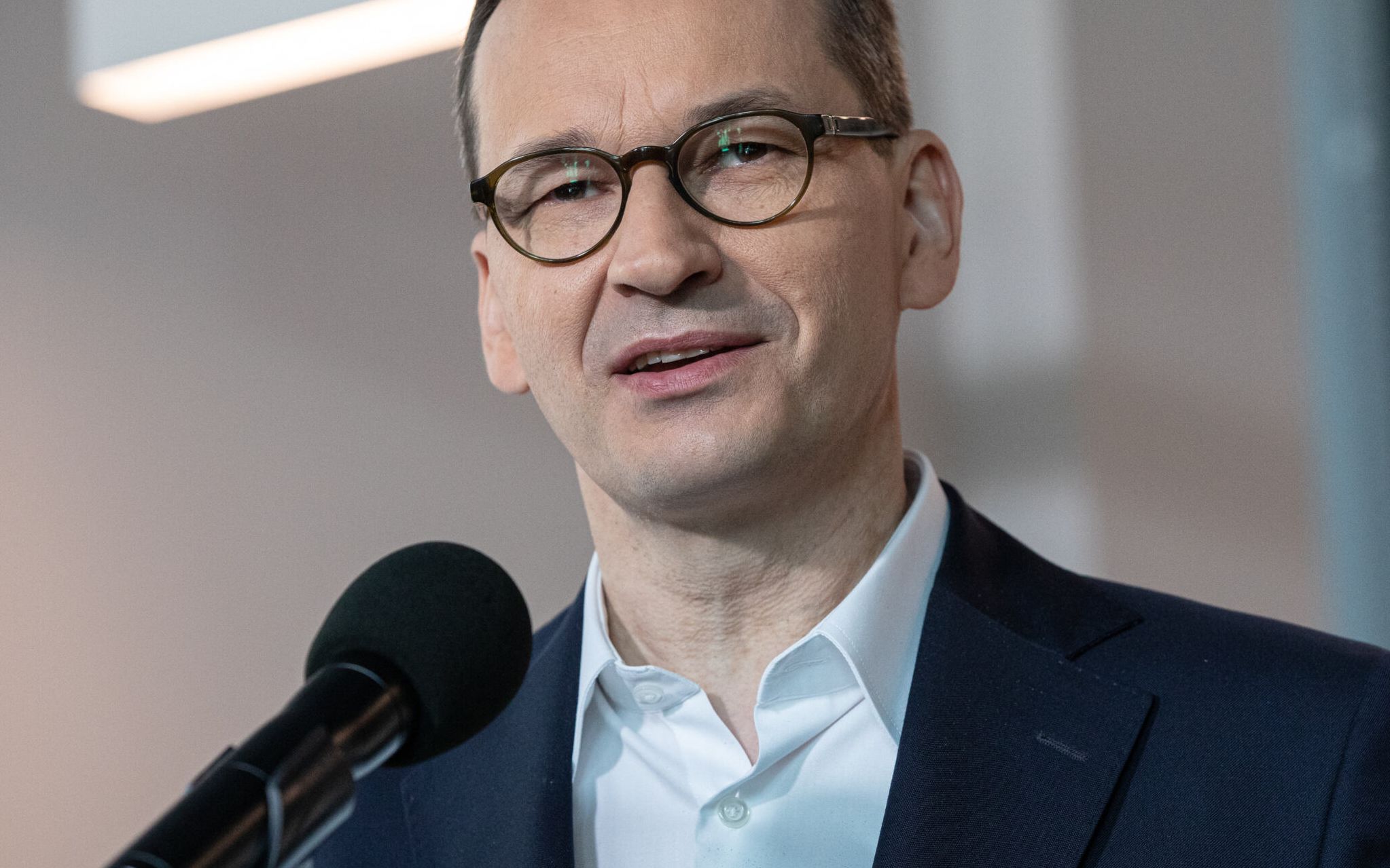 18.06.2020 Warszawa , ul. Brzeska 2 . Premier Mateusz Morawiecki podczas wizyty w studiu deweloperskim 11bit Studios . 
Fot. Dawid Zuchowicz / Agencja Gazeta